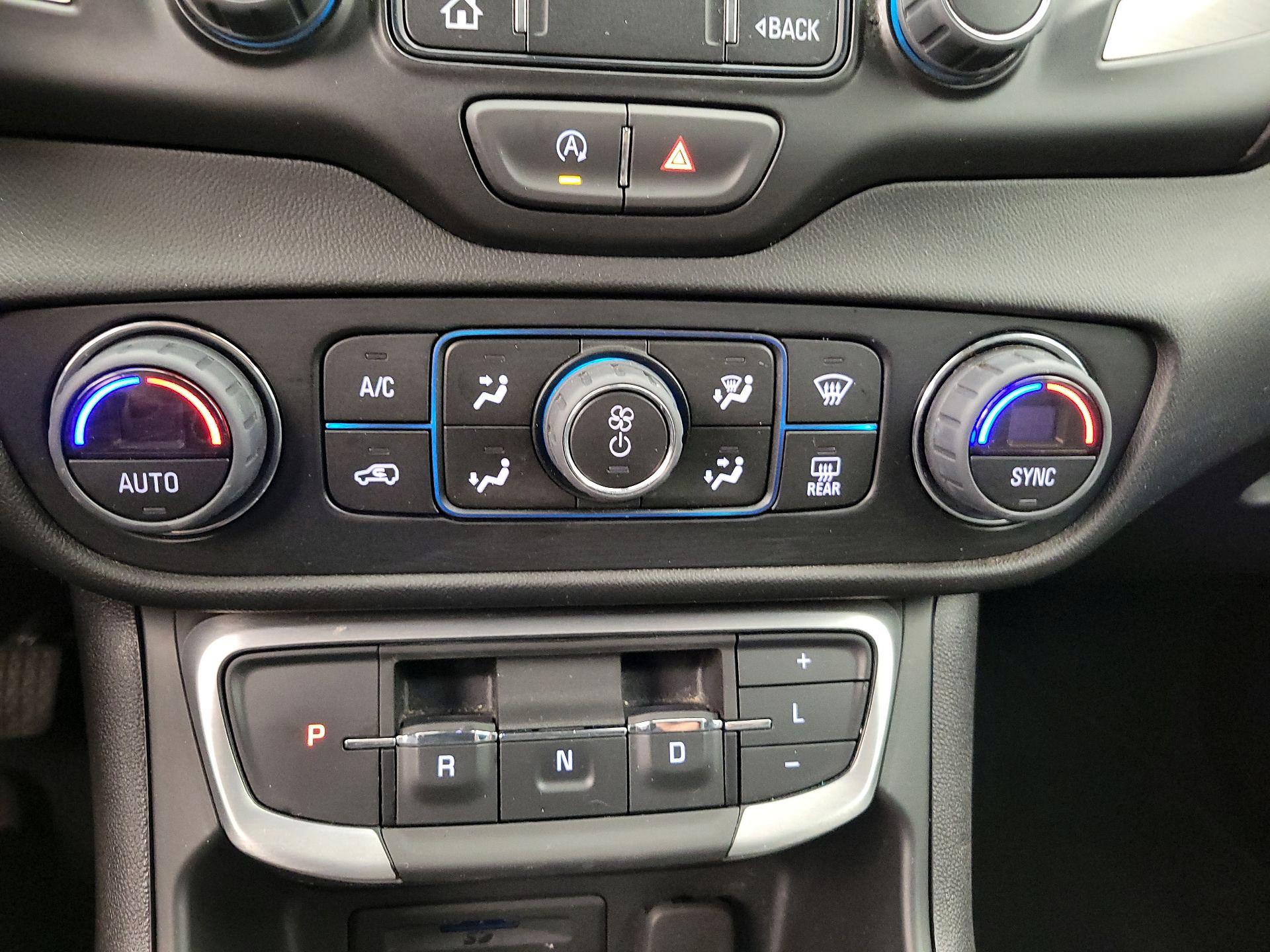 Thumbnail: 2024 GMC Terrain - 16