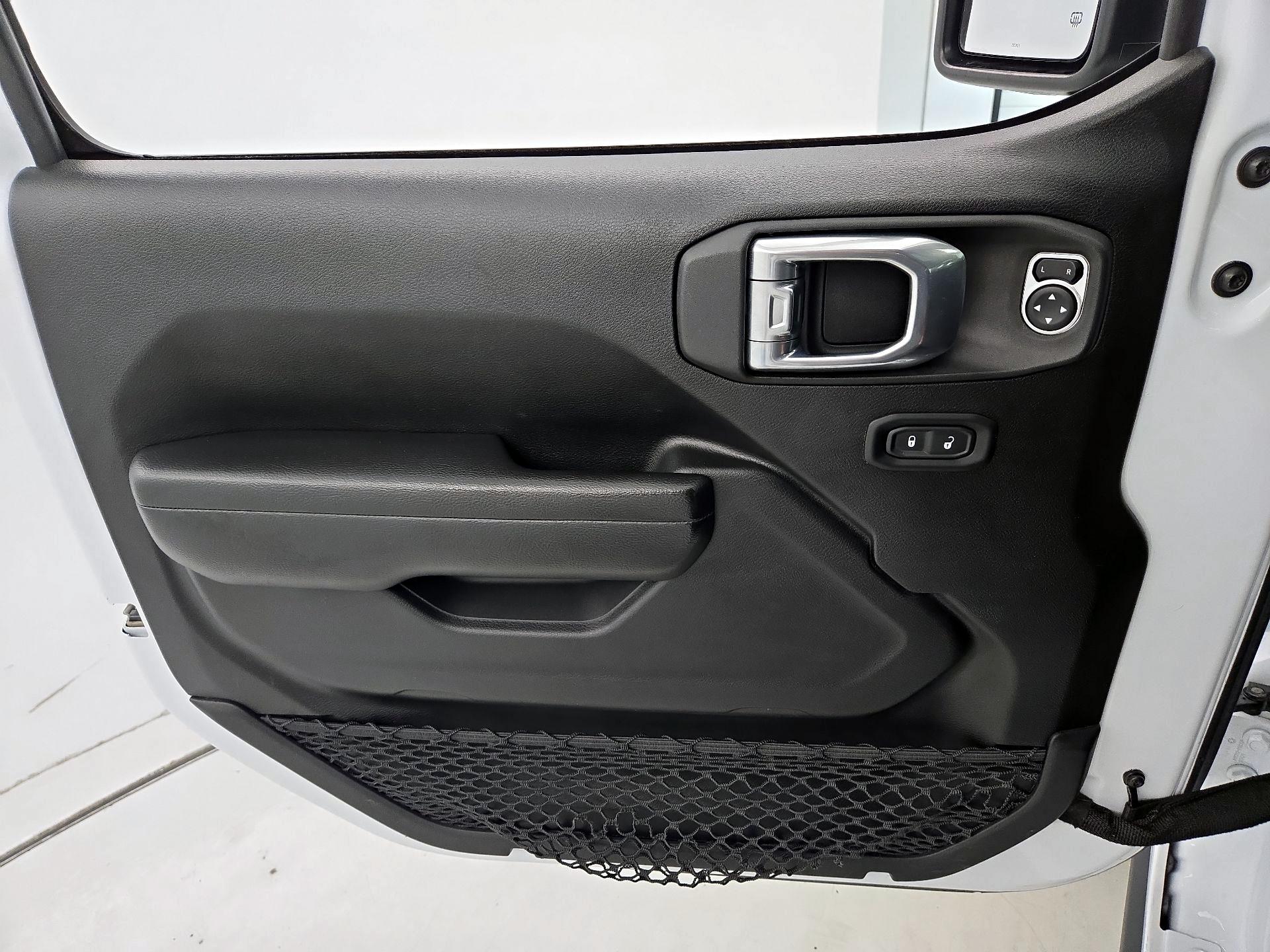 Thumbnail: 2021 Jeep Wrangler - 12