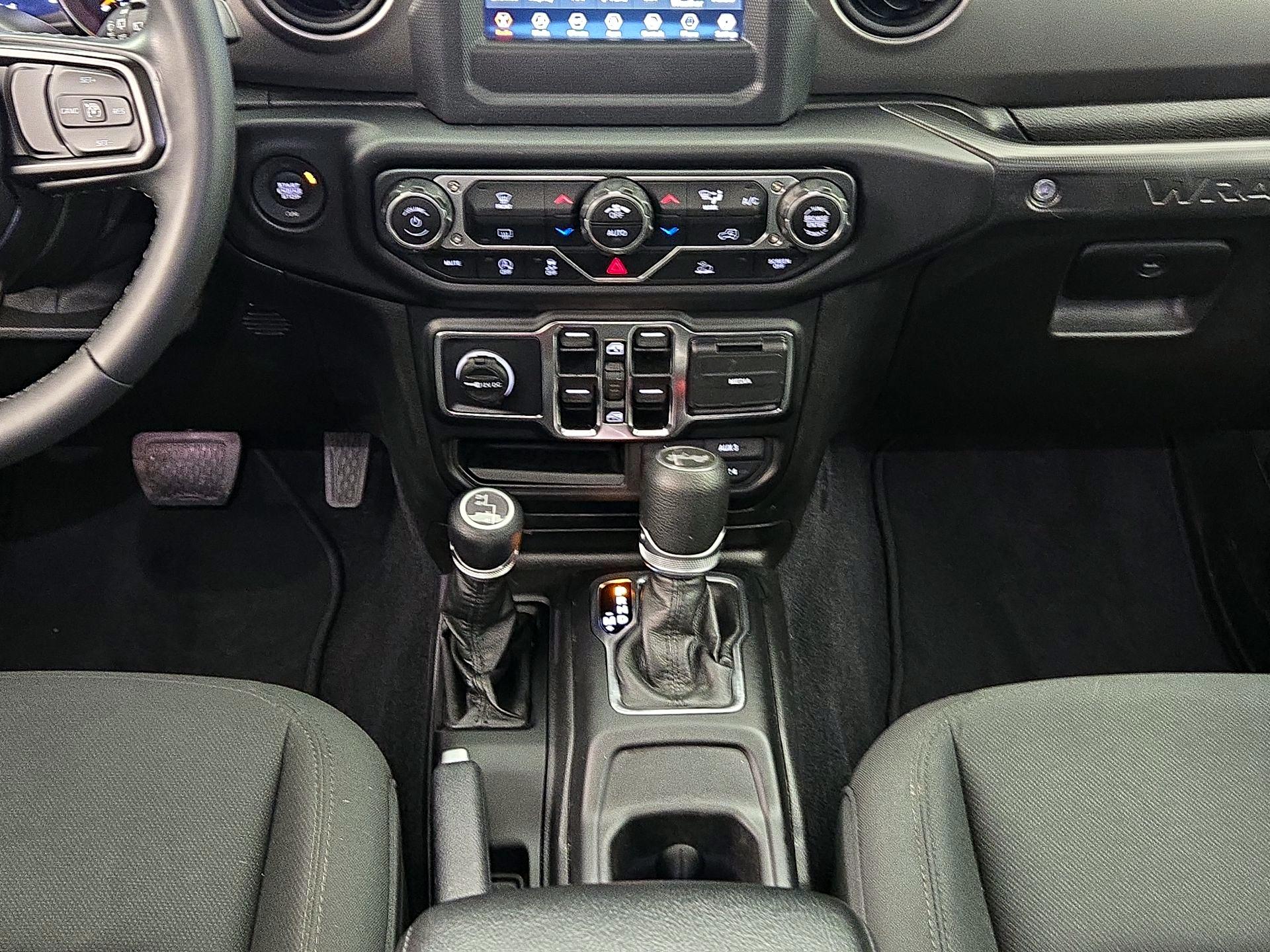 Thumbnail: 2021 Jeep Wrangler - 17