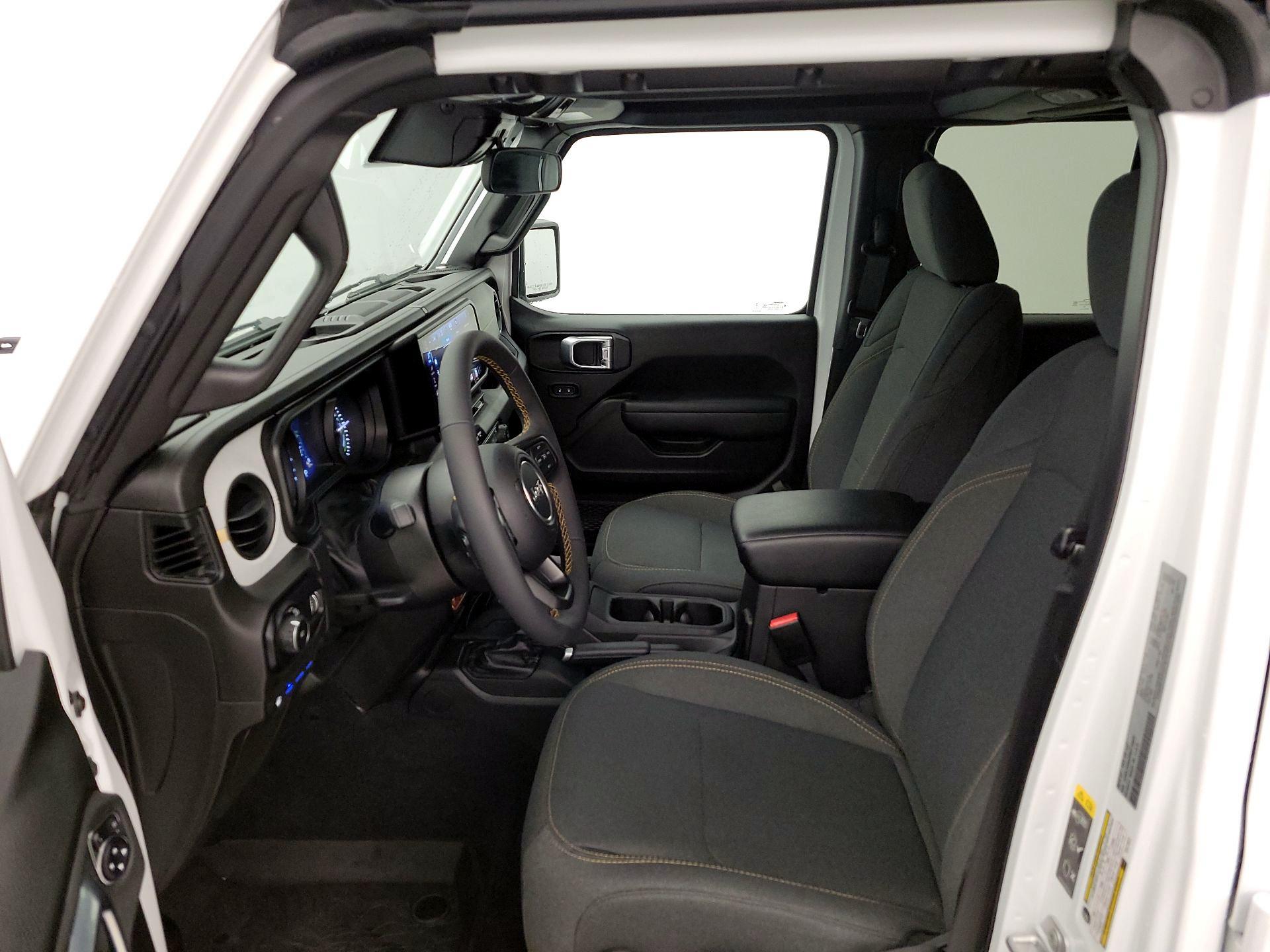 Thumbnail: 2024 Jeep Wrangler - 11