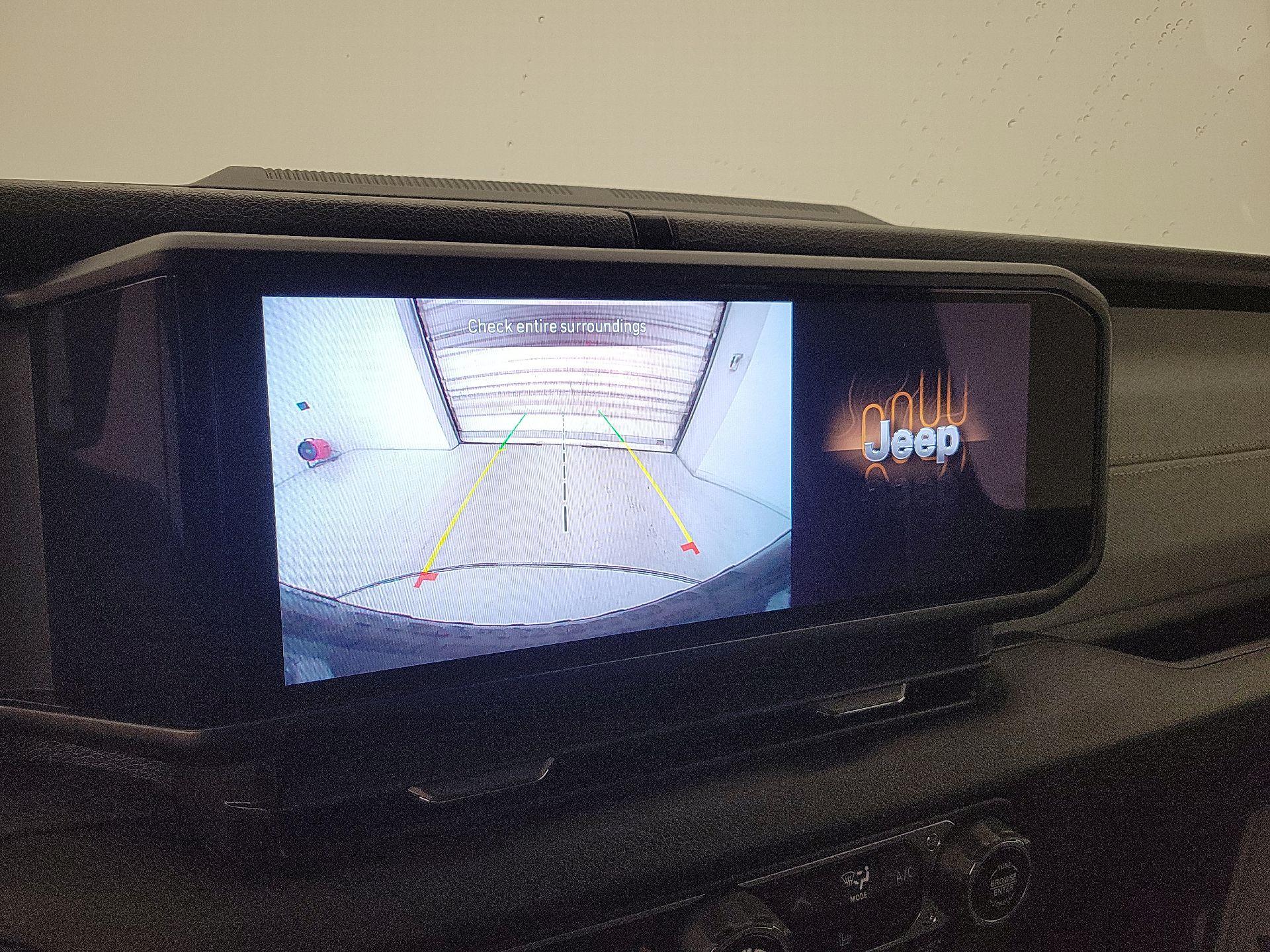 Thumbnail: 2024 Jeep Wrangler - 14