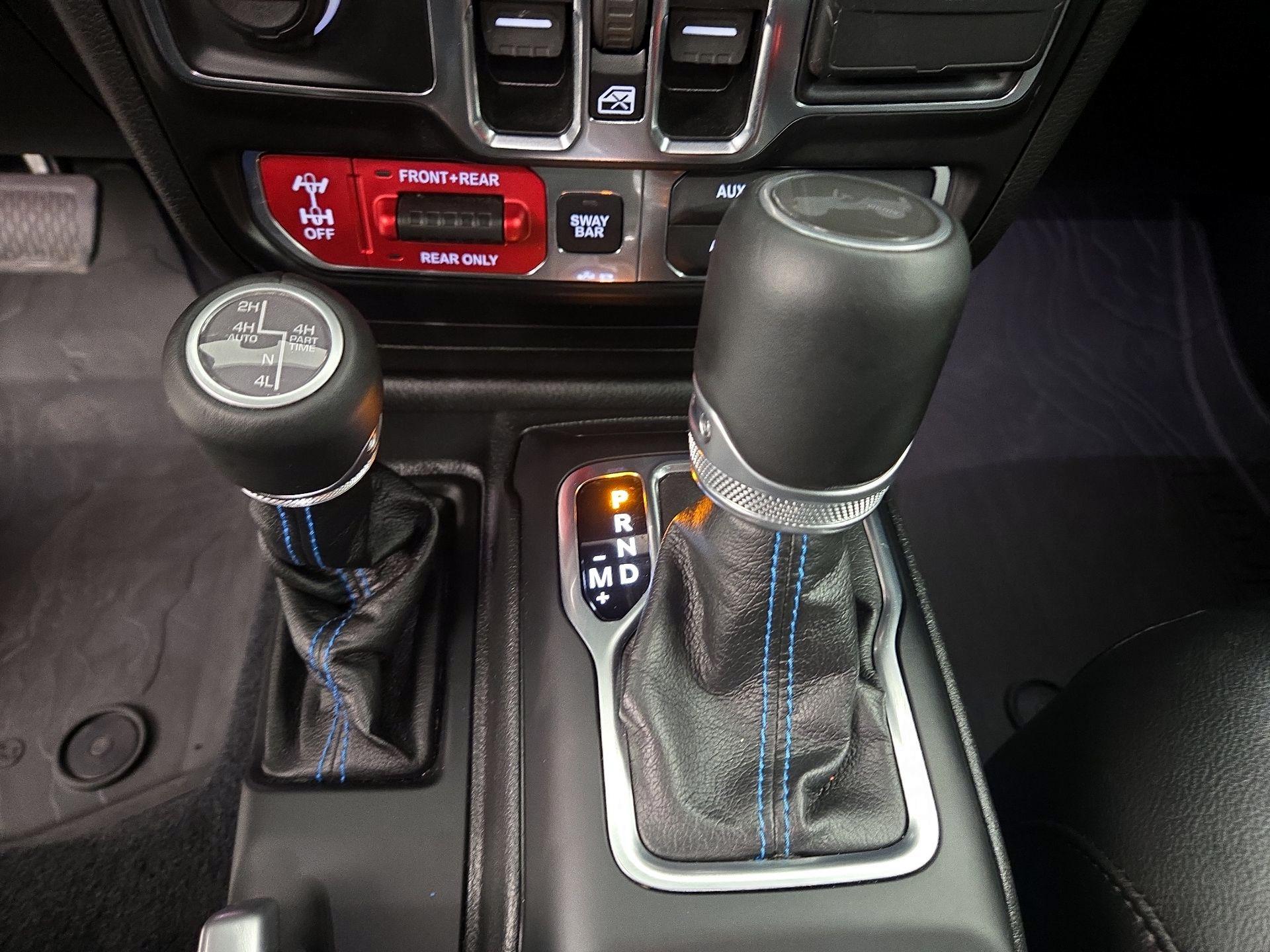 Thumbnail: 2023 Jeep Wrangler - 18