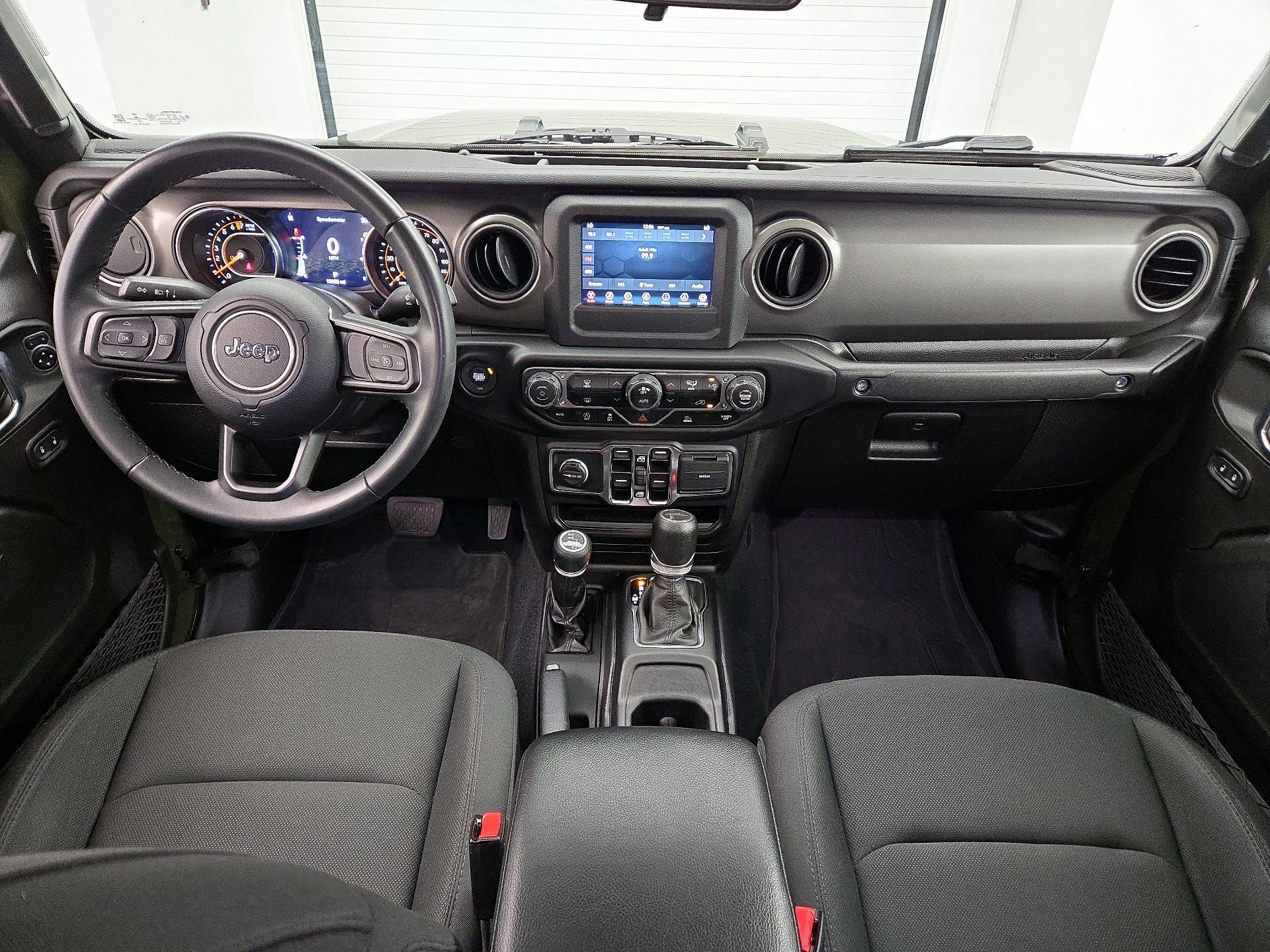 Thumbnail: 2022 Jeep Gladiator - 9