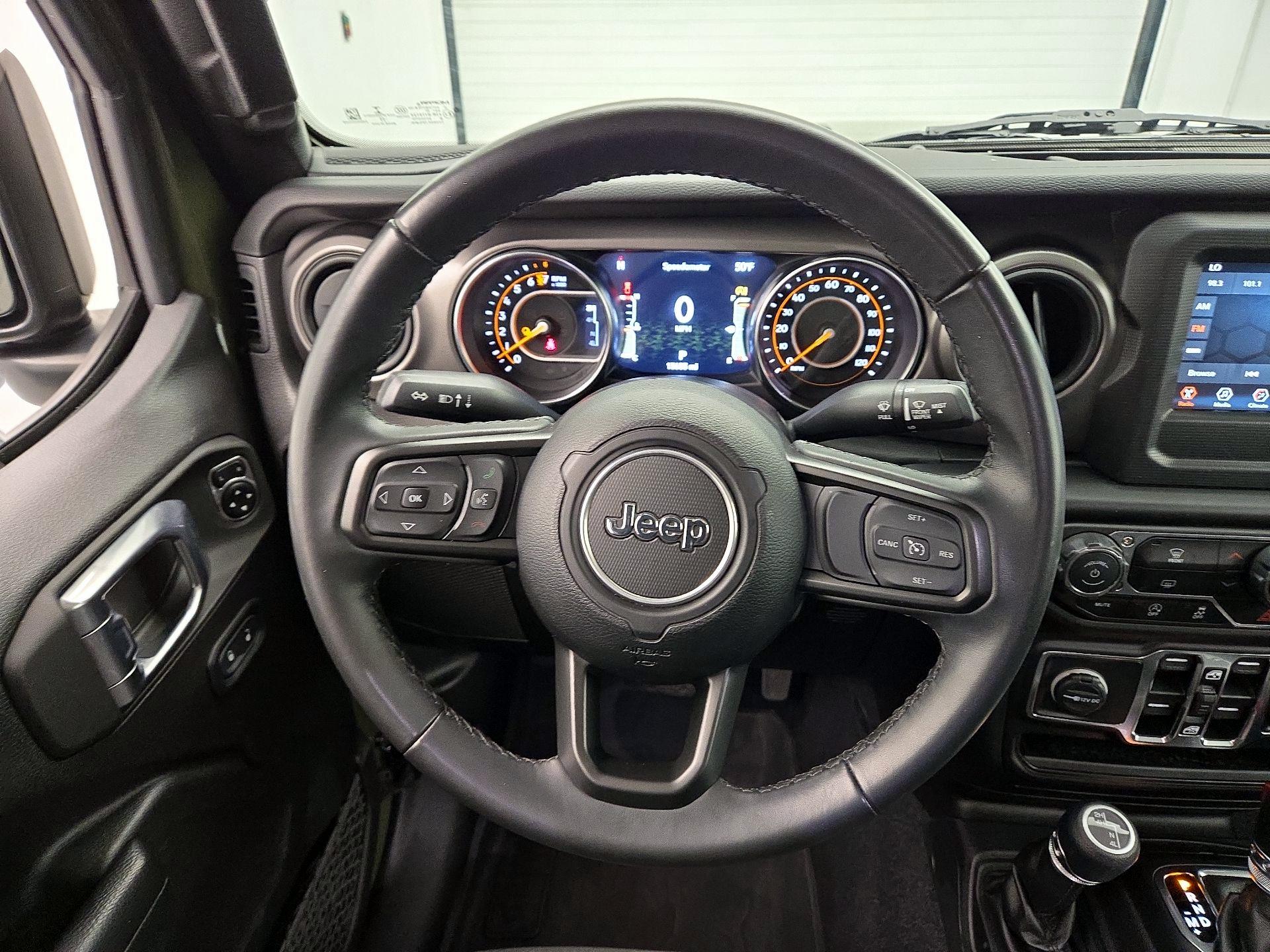 Thumbnail: 2022 Jeep Gladiator - 10