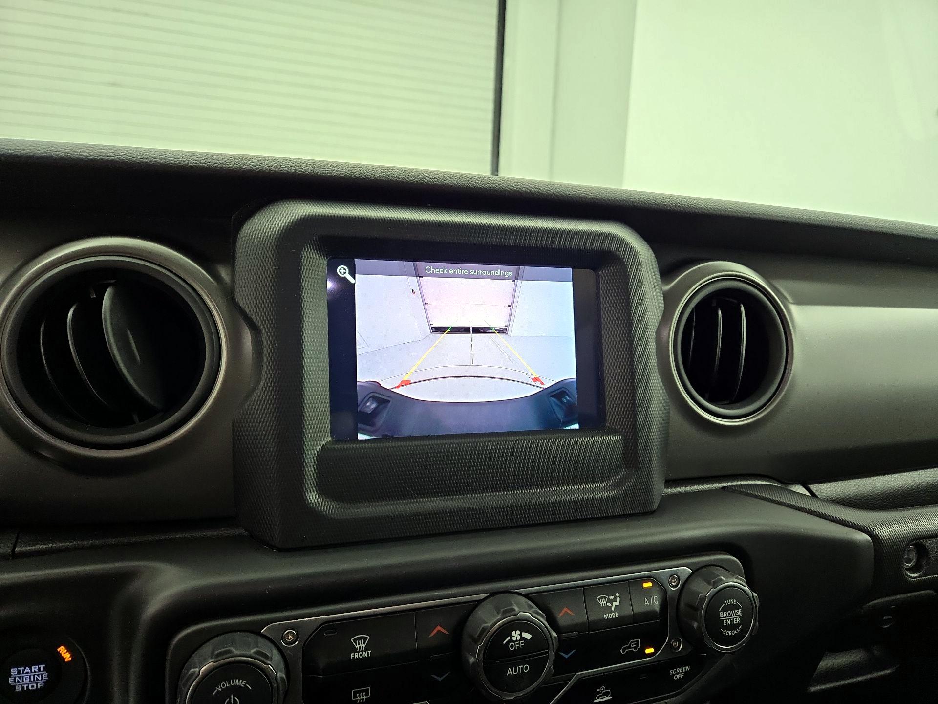 Thumbnail: 2022 Jeep Gladiator - 14