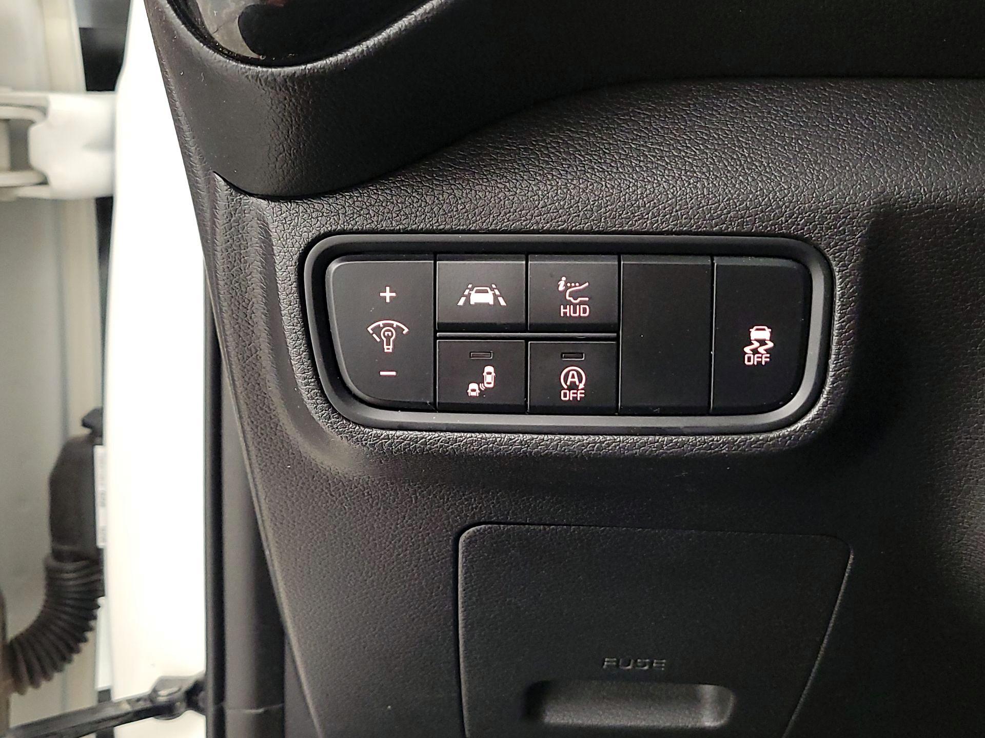 Thumbnail: 2020 Kia Soul - 13