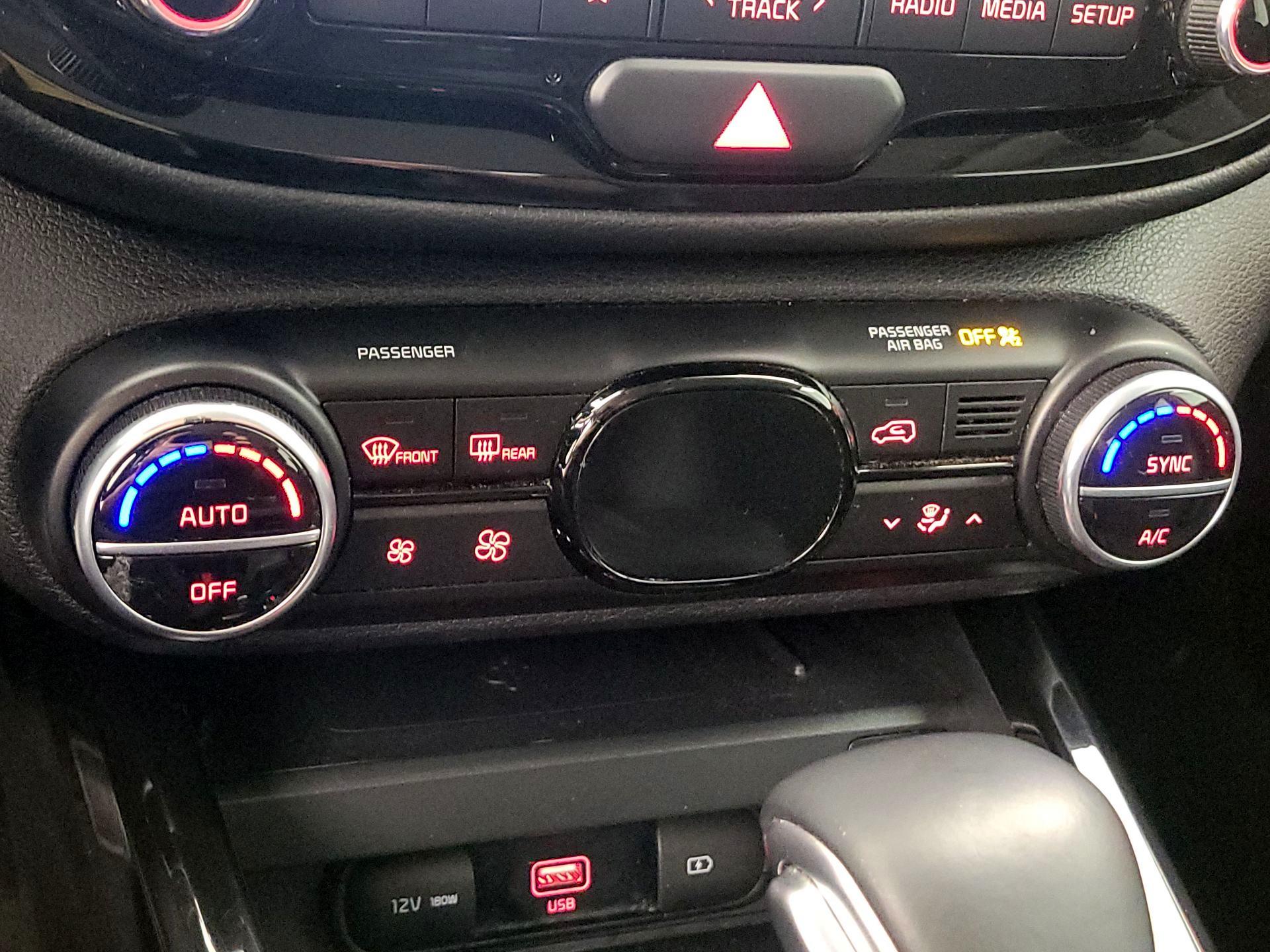 Thumbnail: 2020 Kia Soul - 17