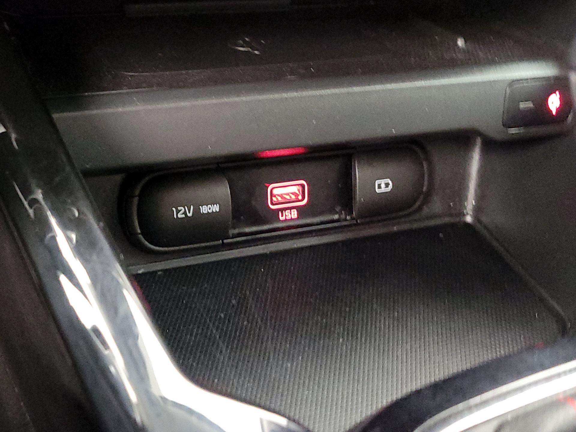 Thumbnail: 2020 Kia Soul - 19