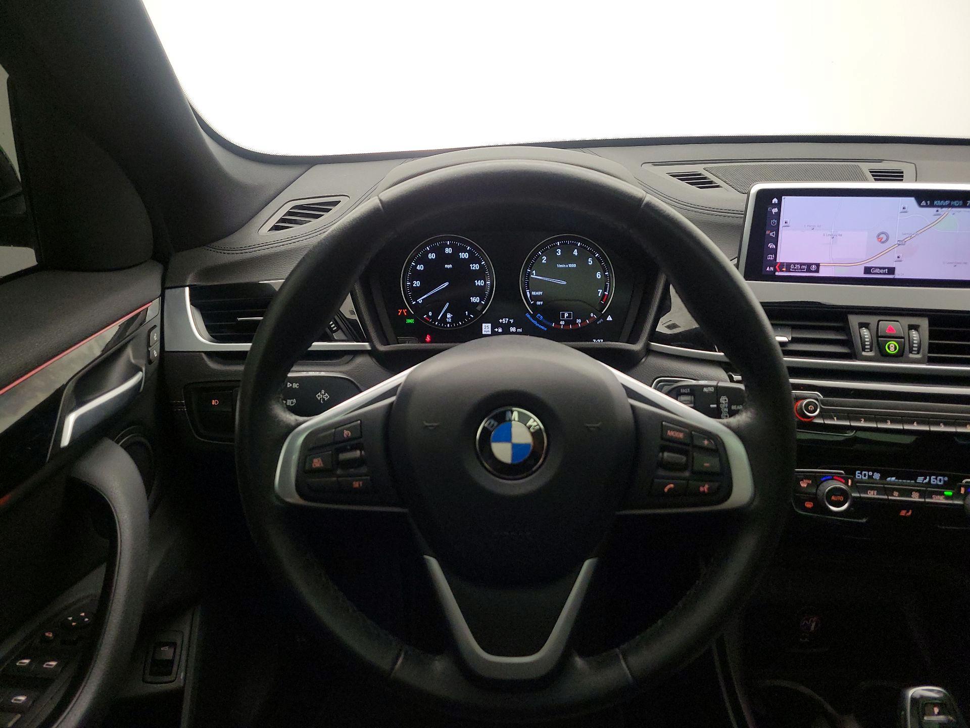 Thumbnail: 2020 BMW X1 - 10