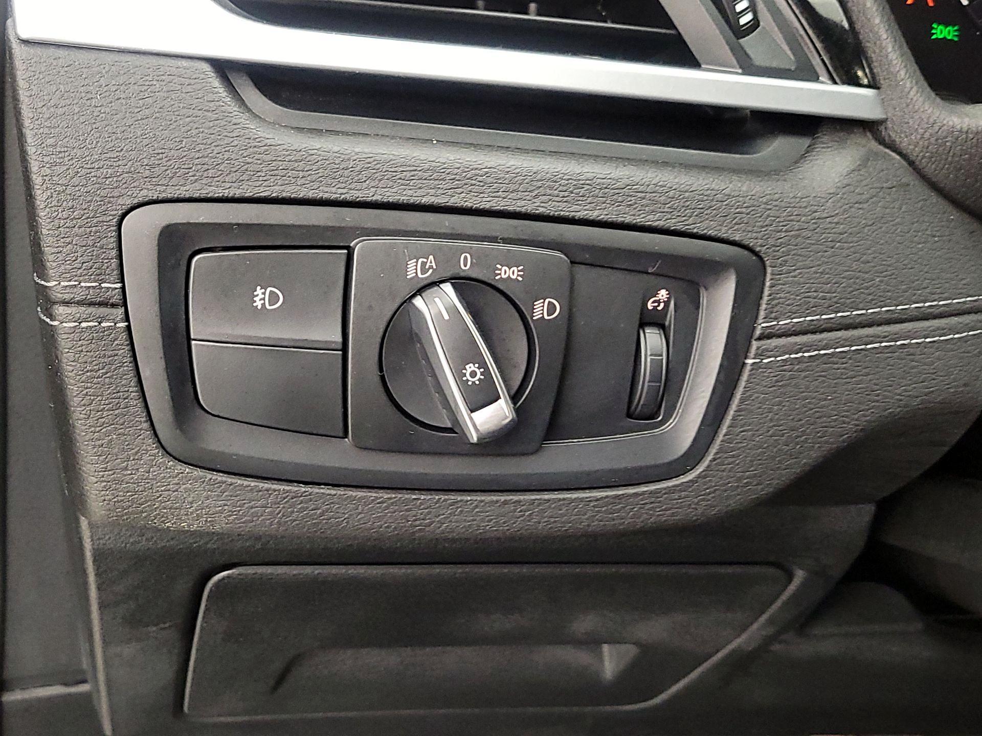 Thumbnail: 2020 BMW X1 - 13