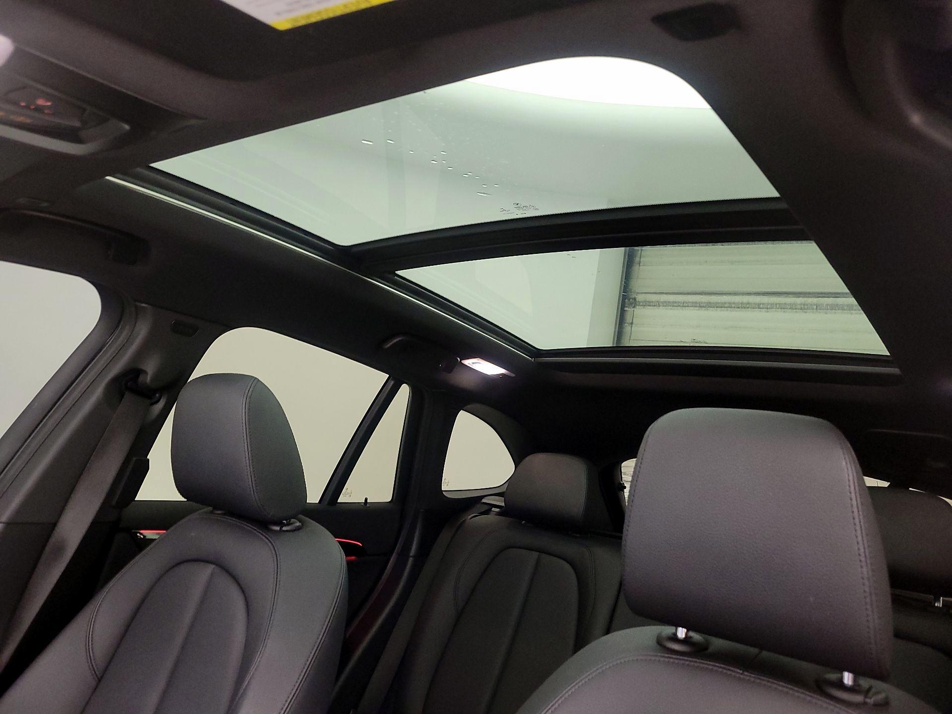 Thumbnail: 2020 BMW X1 - 19