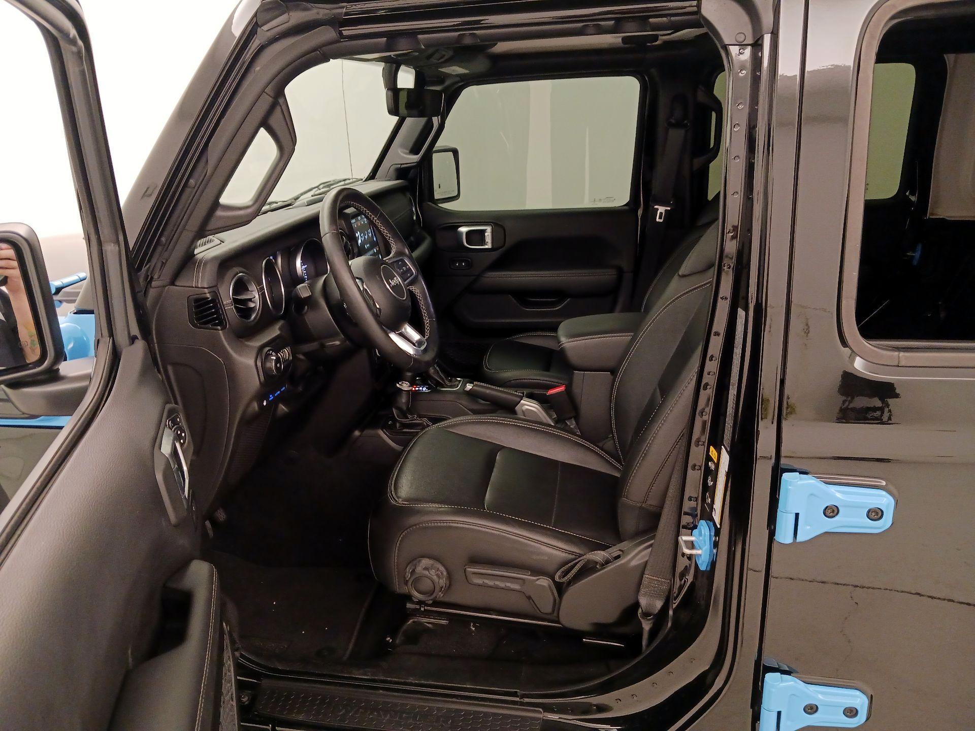 Thumbnail: 2022 Jeep Wrangler - 11