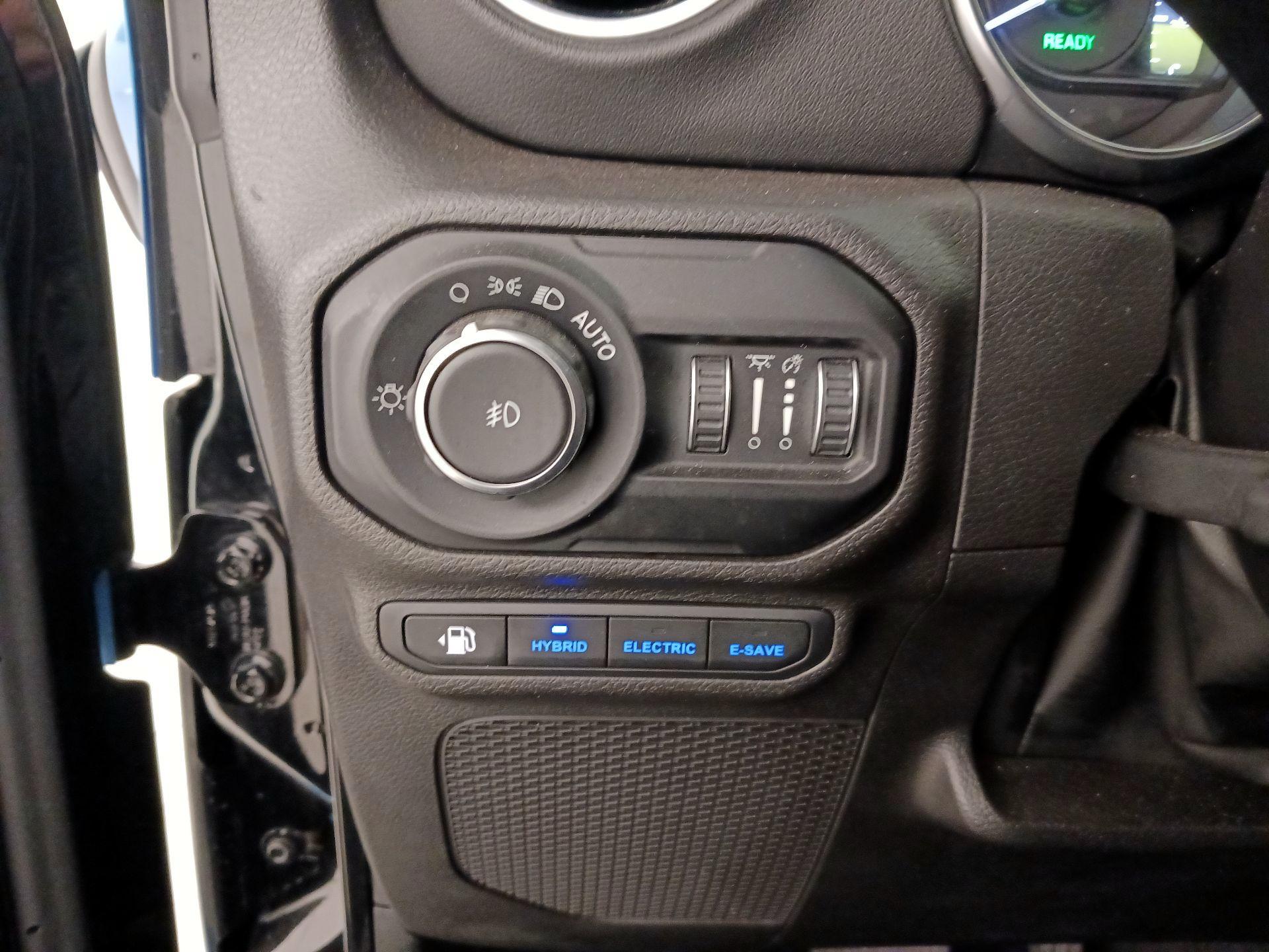 Thumbnail: 2022 Jeep Wrangler - 13