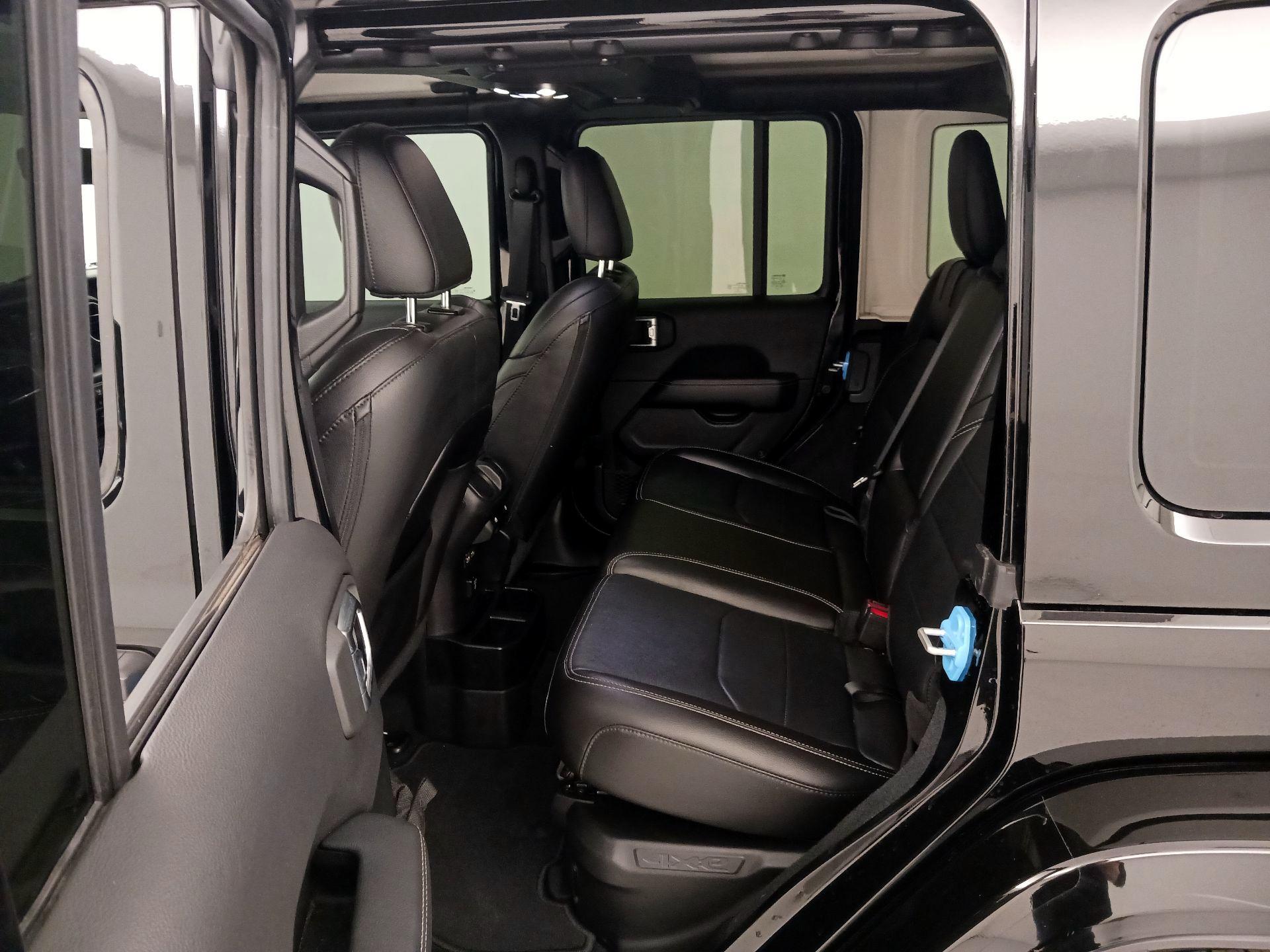 Thumbnail: 2022 Jeep Wrangler - 20