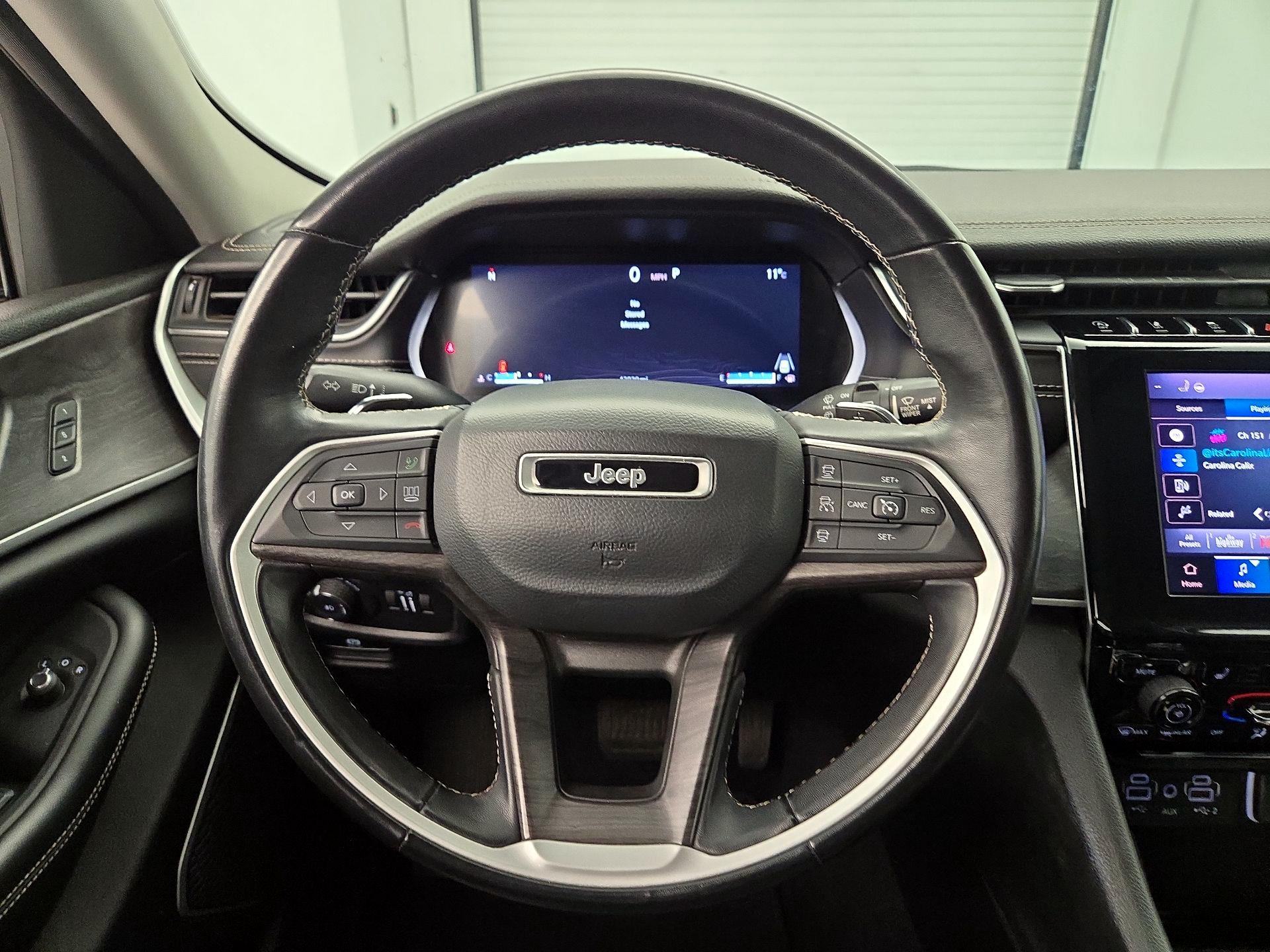 Thumbnail: 2022 Jeep Grand Cherokee - 10