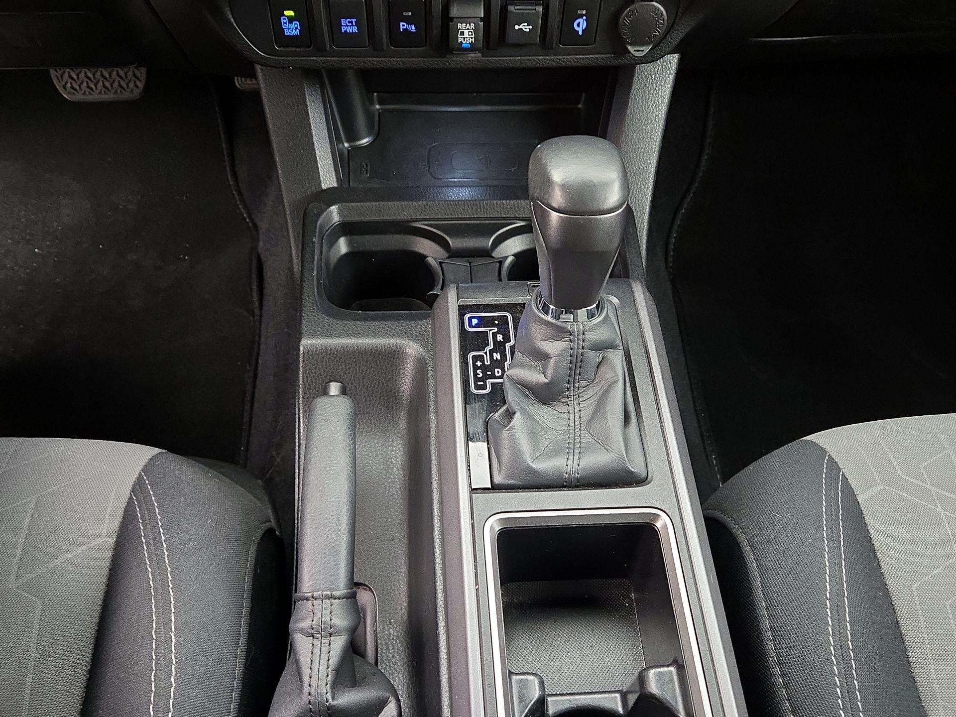 Thumbnail: 2023 Toyota Tacoma - 17