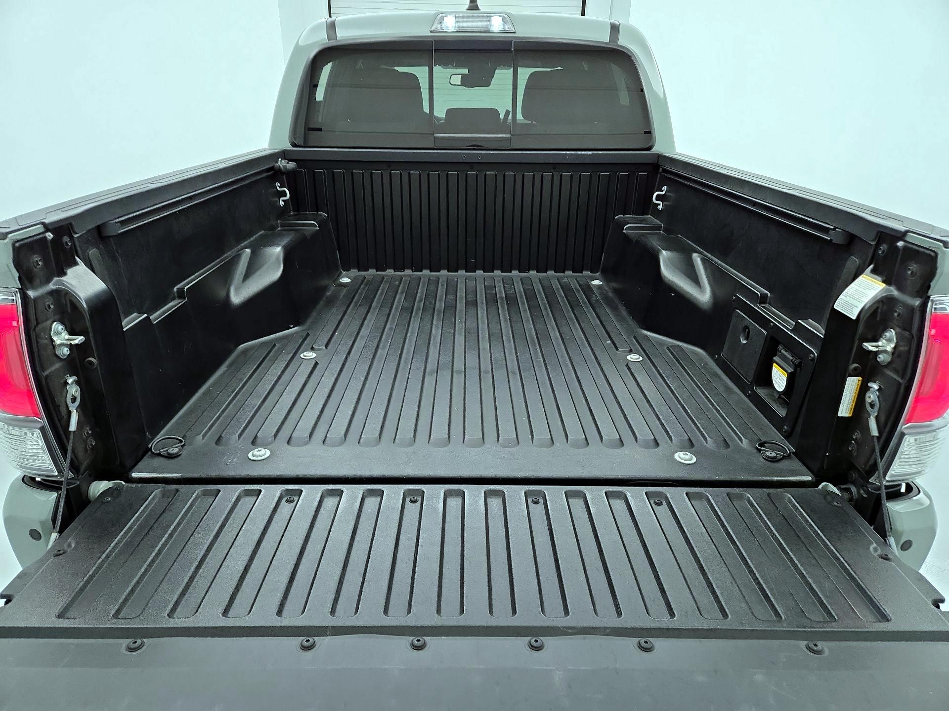 Thumbnail: 2023 Toyota Tacoma - 20