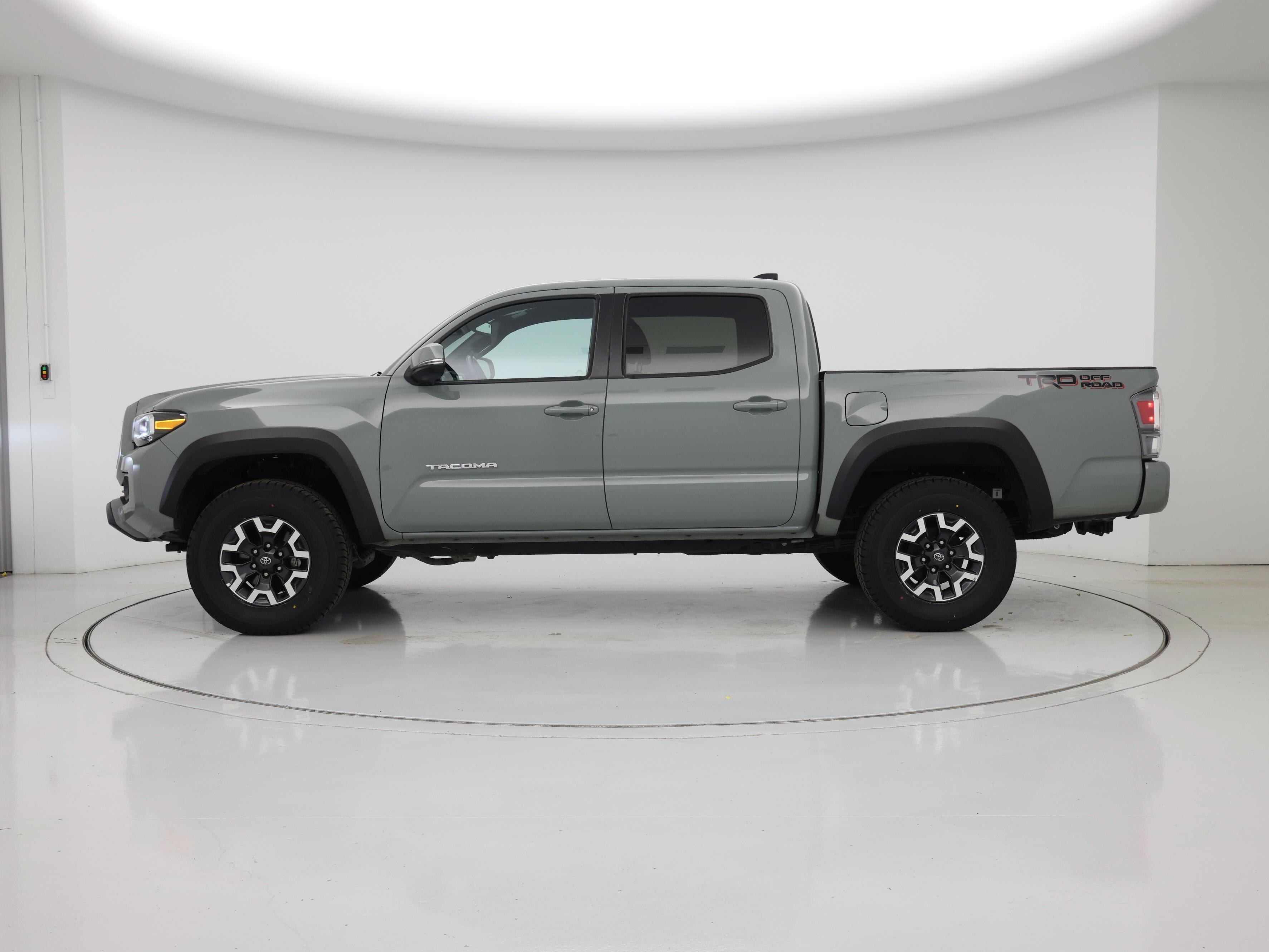 Thumbnail: 2023 Toyota Tacoma - 3