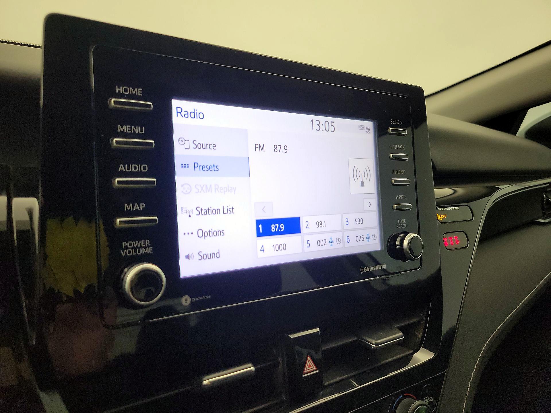 Thumbnail: 2022 Toyota Camry - 15