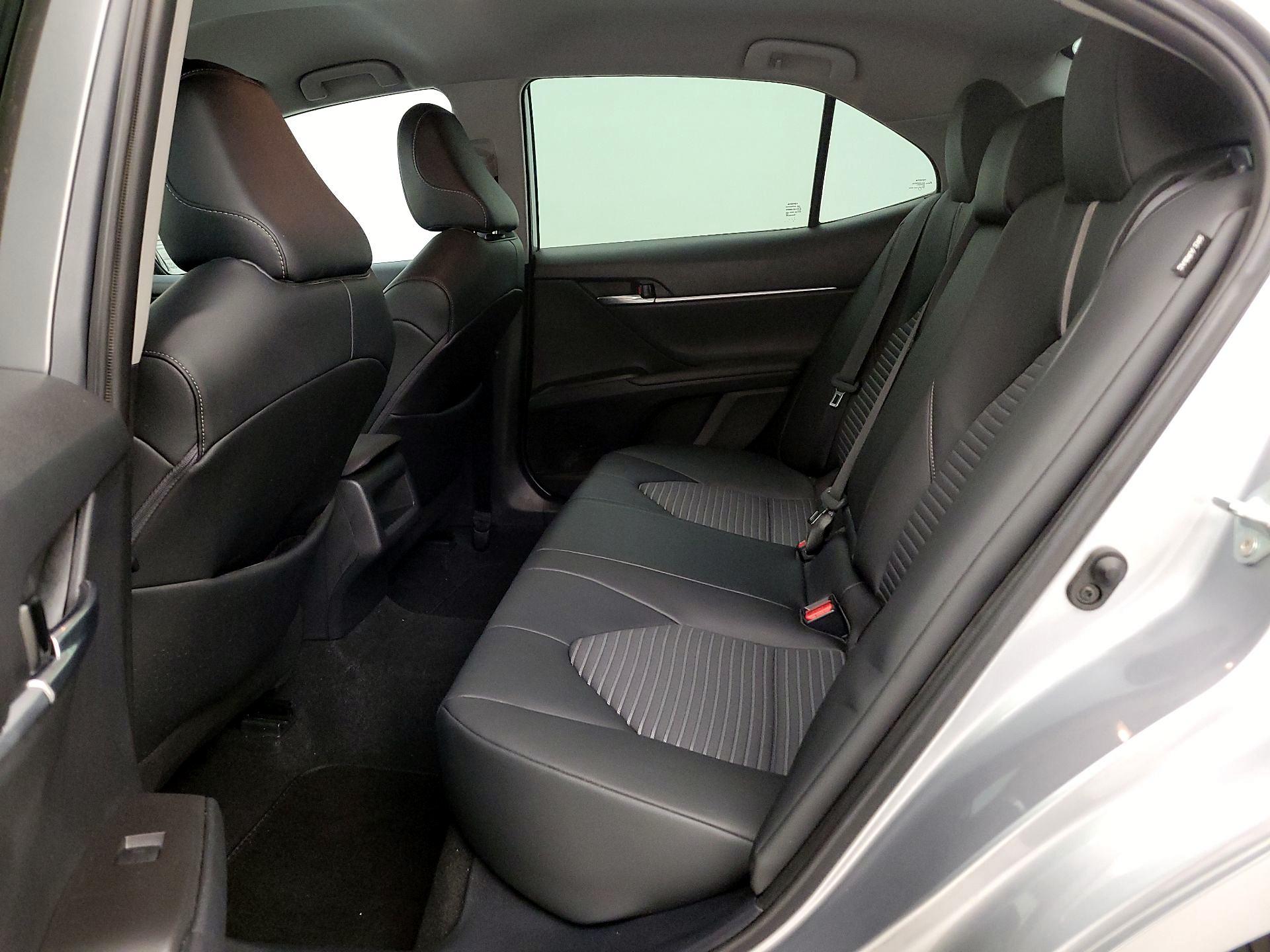 Thumbnail: 2022 Toyota Camry - 19