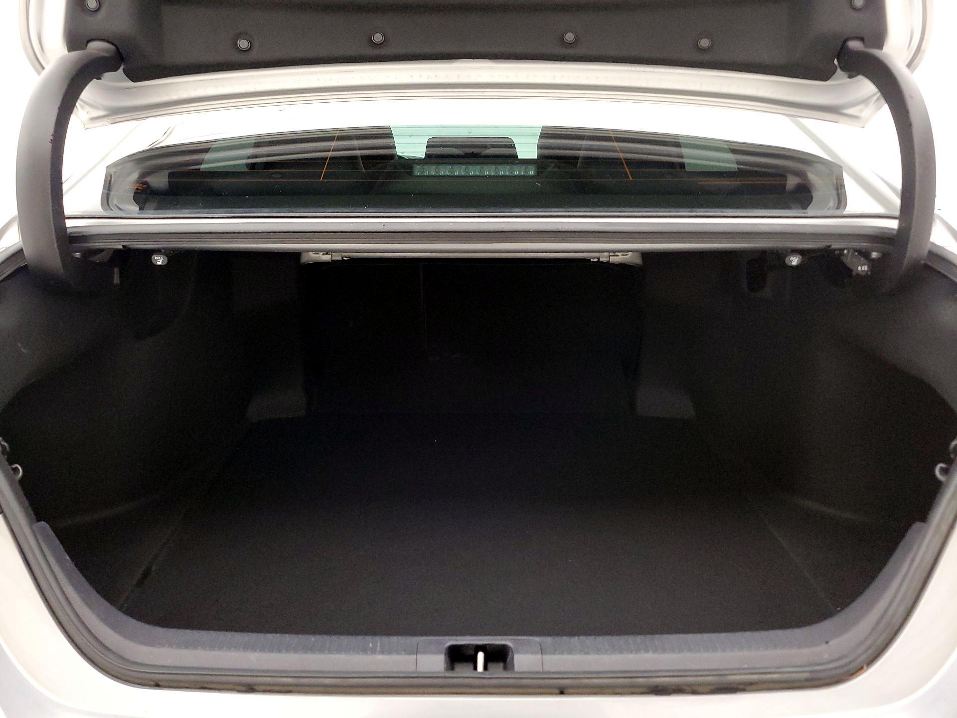 Thumbnail: 2022 Toyota Camry - 20