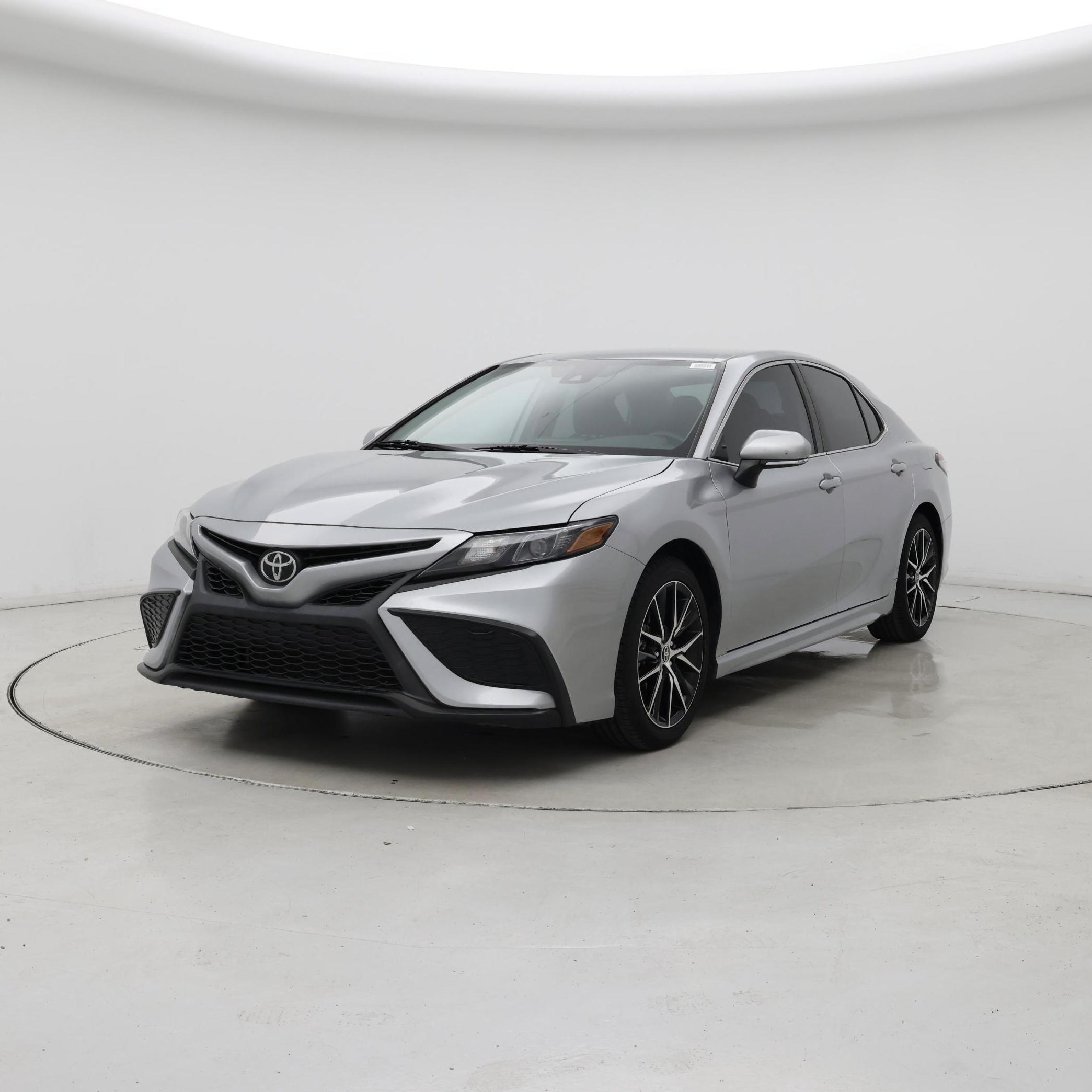 Thumbnail: 2022 Toyota Camry - 4