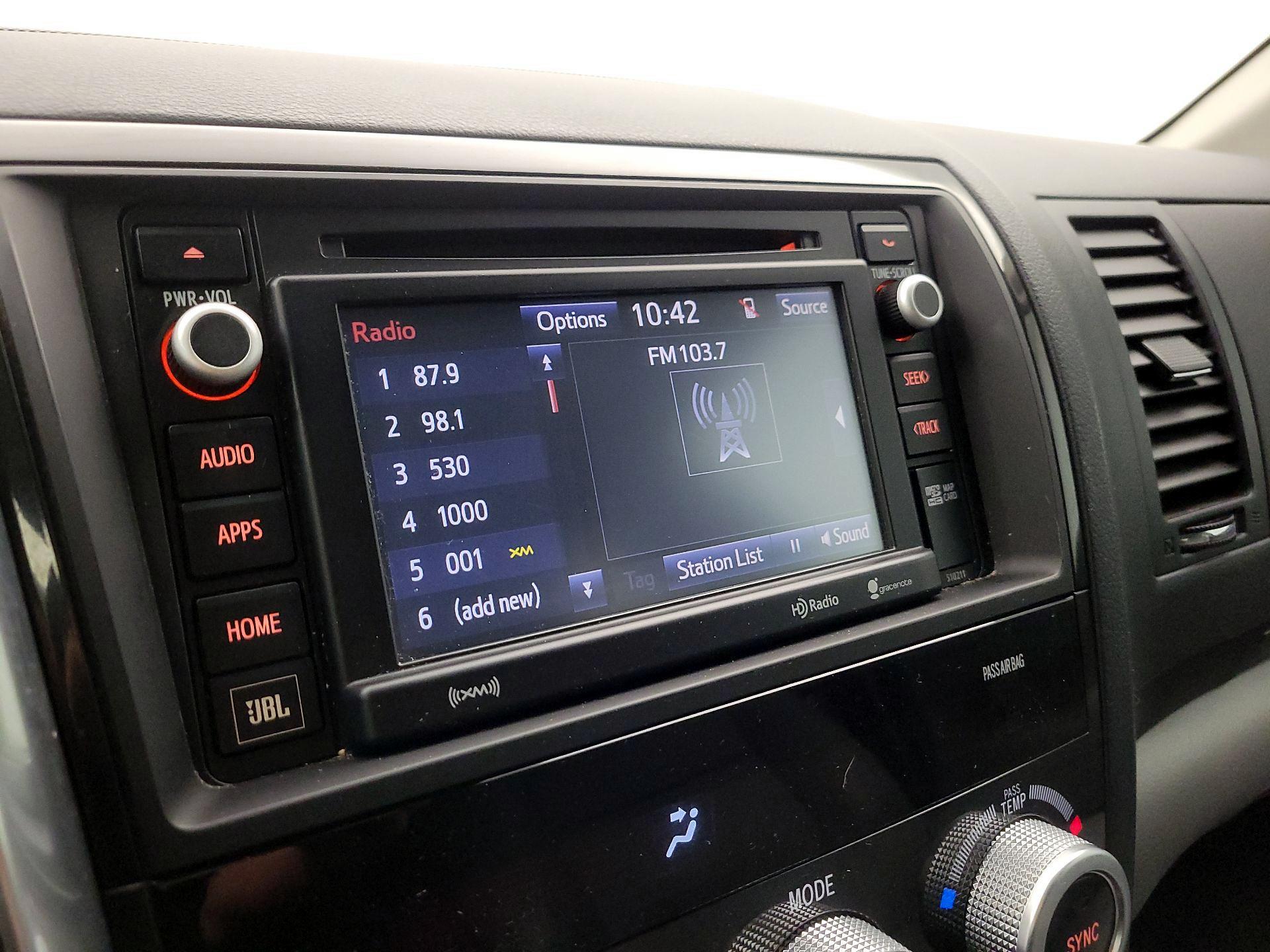 Thumbnail: 2018 Toyota Sequoia - 15