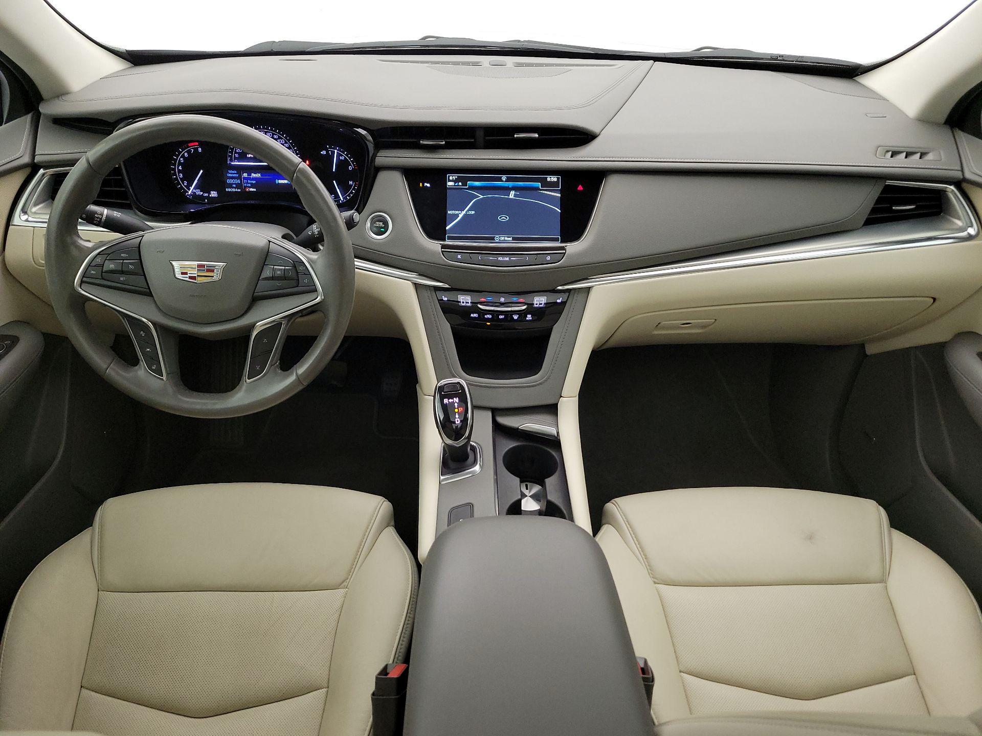 Thumbnail: 2019 Cadillac XT5 - 9