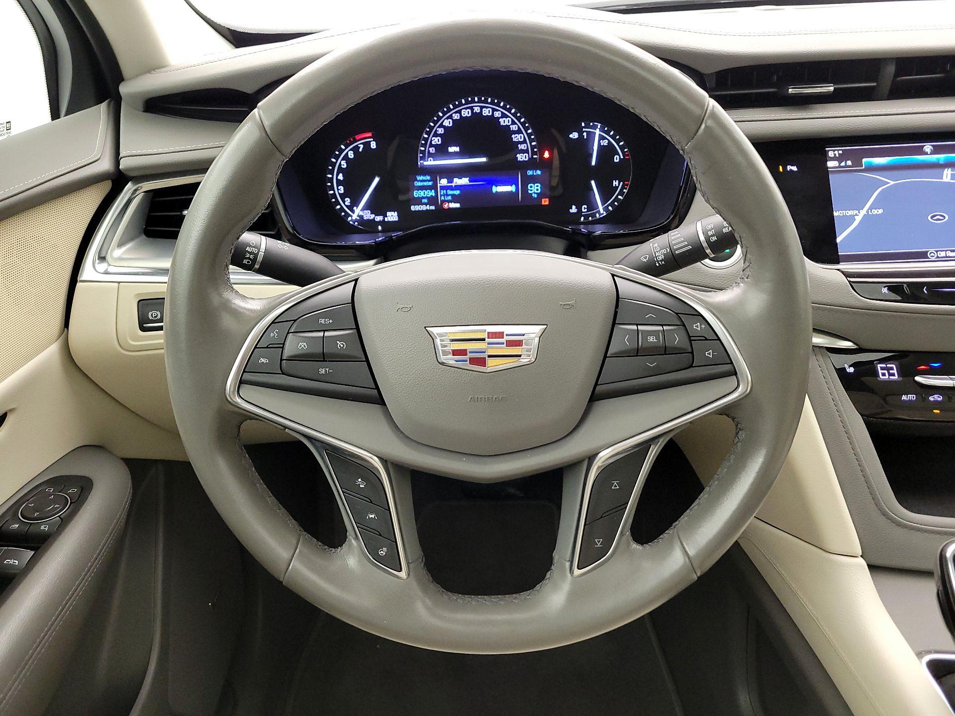 Thumbnail: 2019 Cadillac XT5 - 10