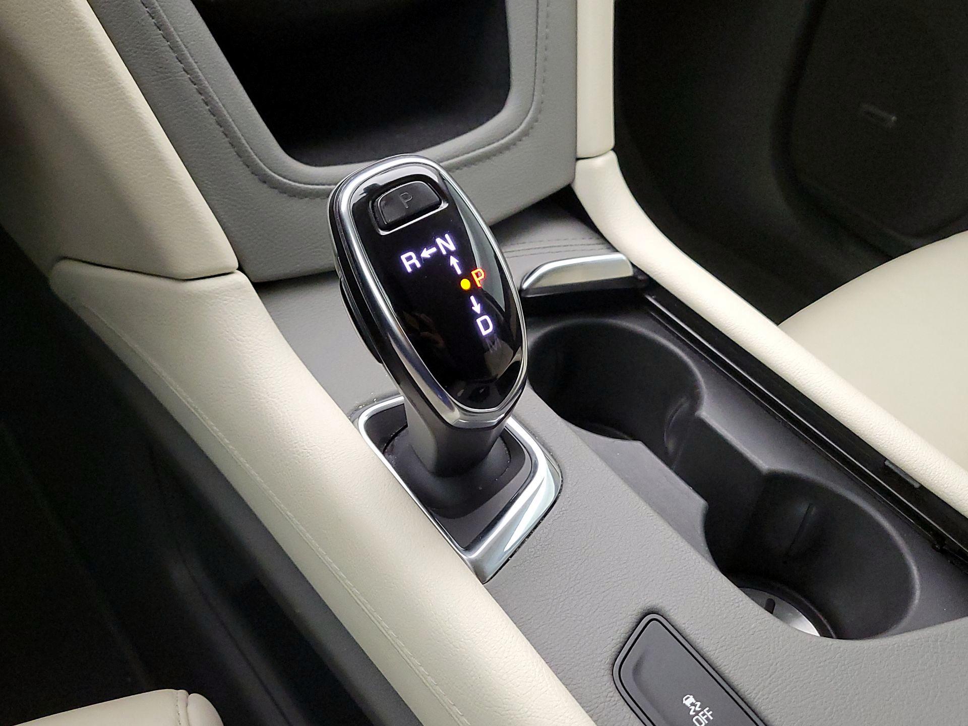 Thumbnail: 2019 Cadillac XT5 - 18