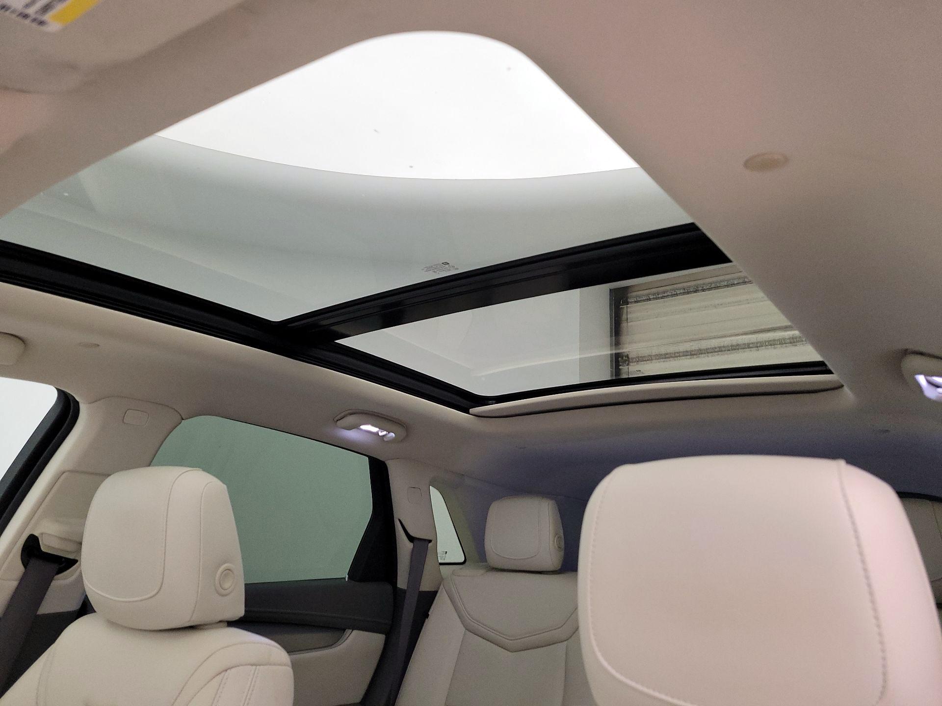 Thumbnail: 2019 Cadillac XT5 - 19