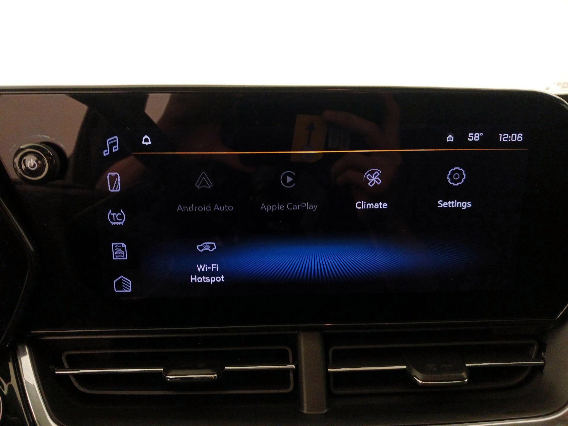 Thumbnail: 2025 Chevrolet Trax - 14