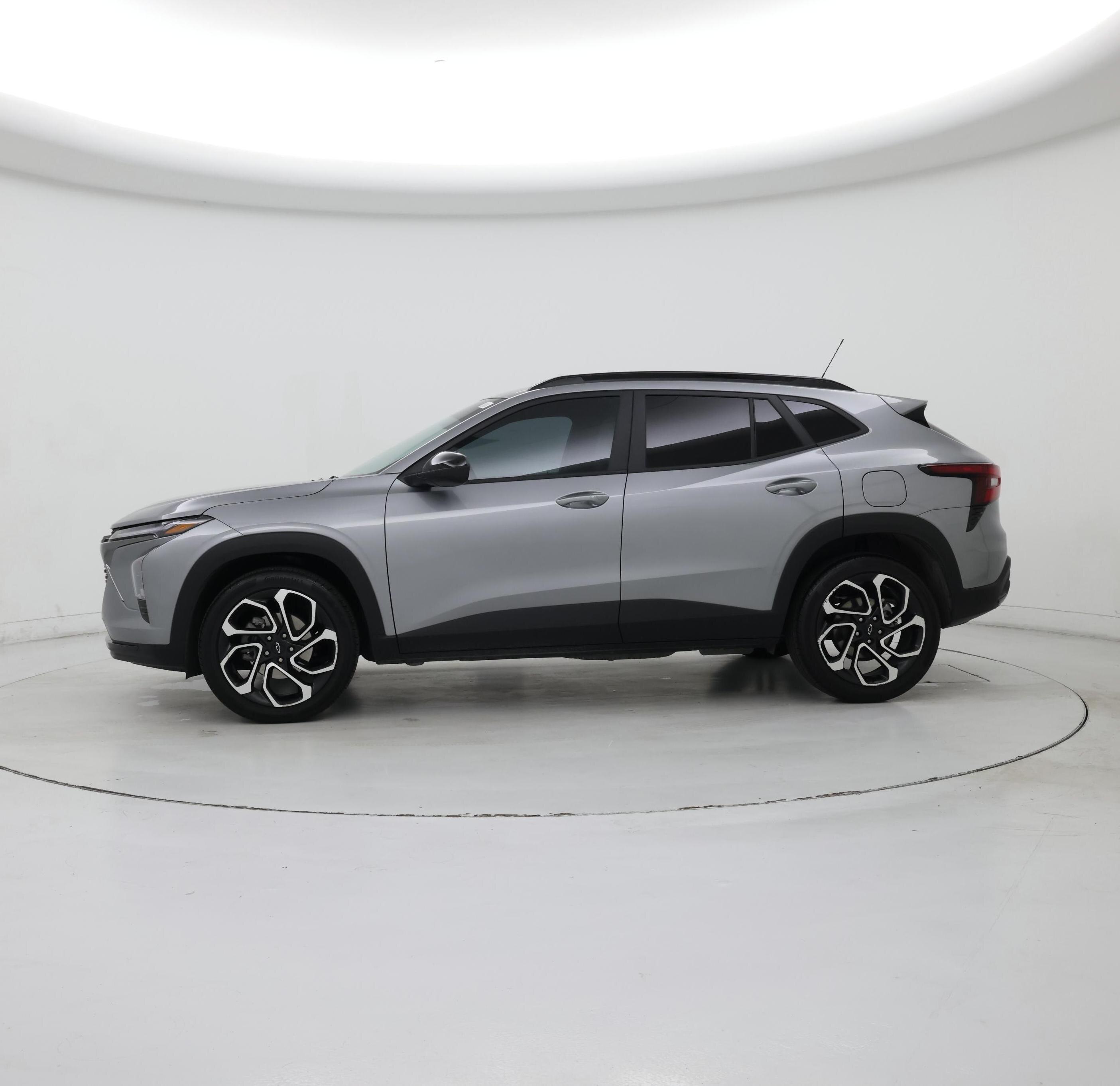 Thumbnail: 2025 Chevrolet Trax - 3