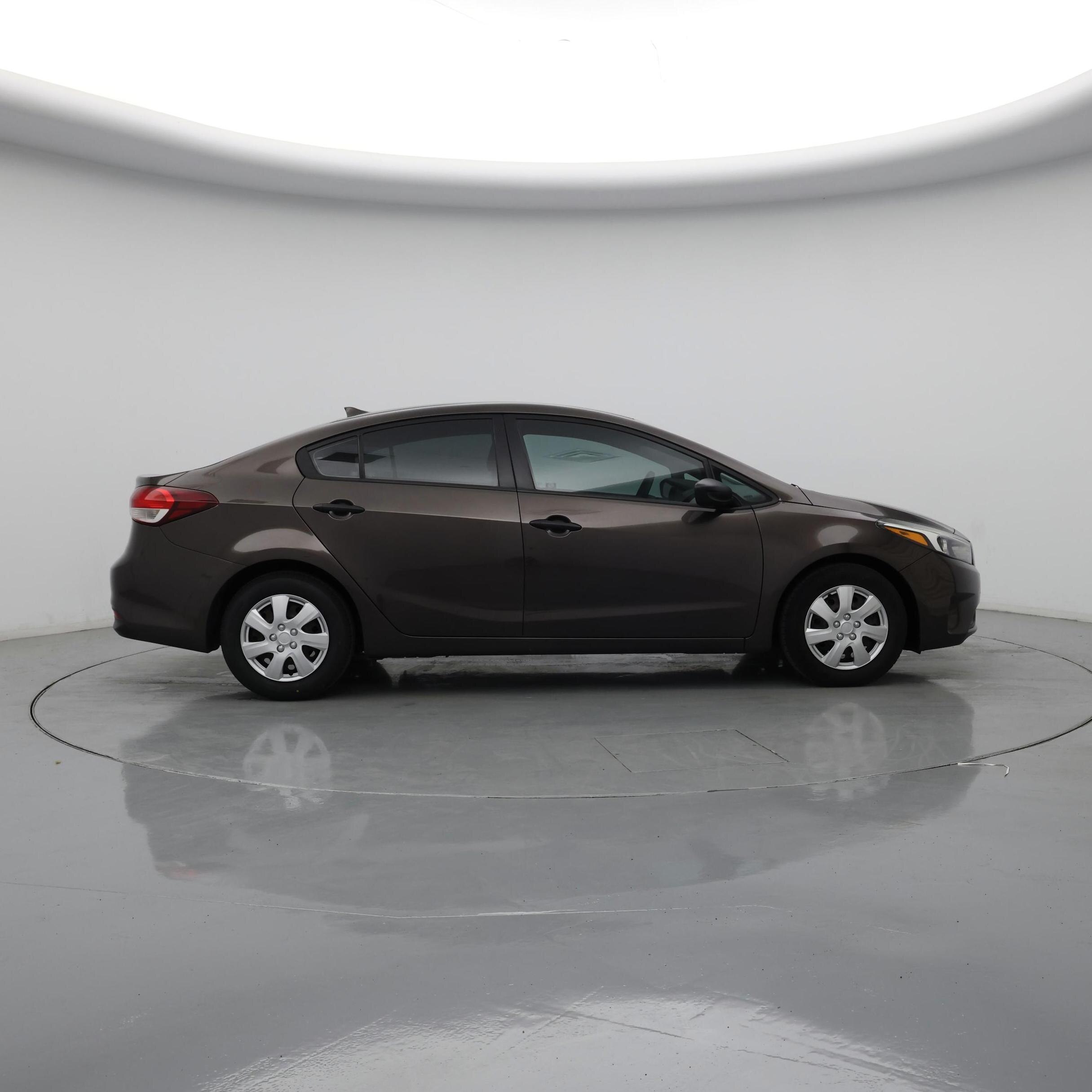 Thumbnail: 2018 Kia Forte - 7