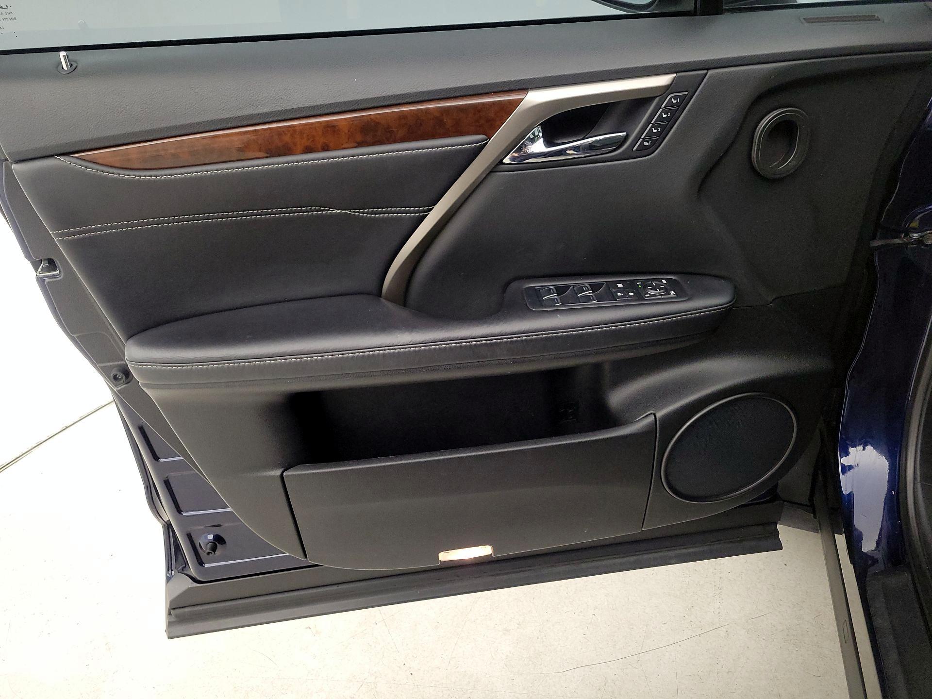 Thumbnail: 2016 Lexus RX - 12