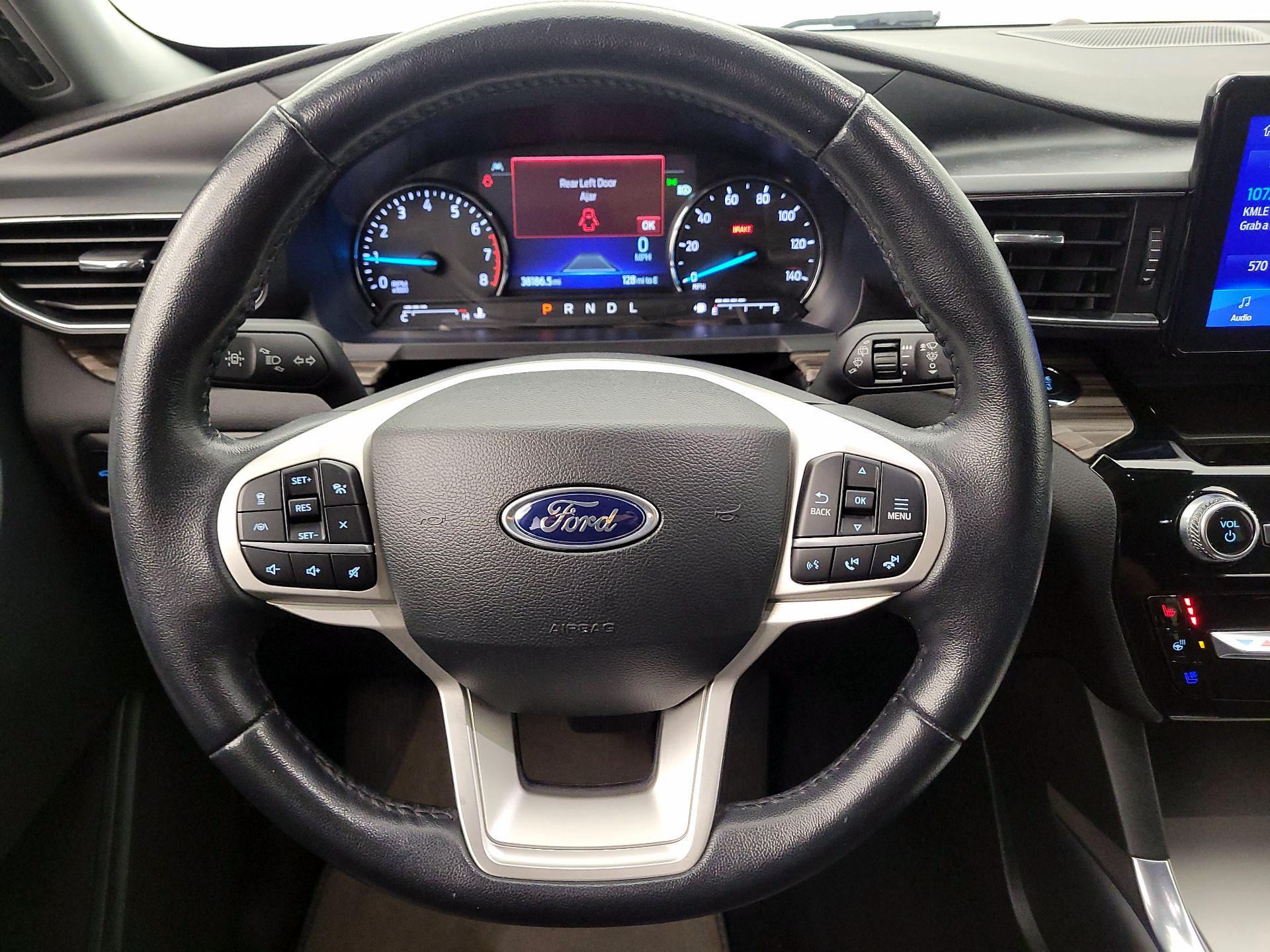 Thumbnail: 2023 Ford Explorer - 10