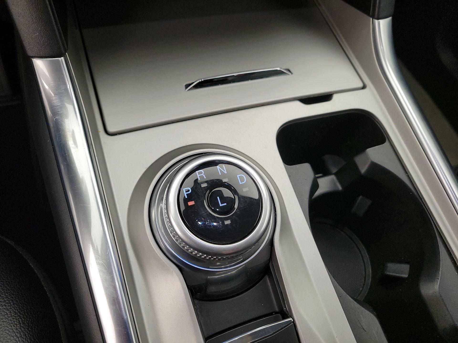 Thumbnail: 2023 Ford Explorer - 18