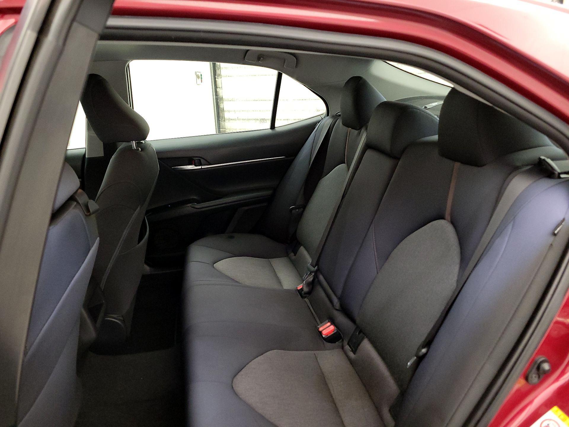 Thumbnail: 2018 Toyota Camry - 19