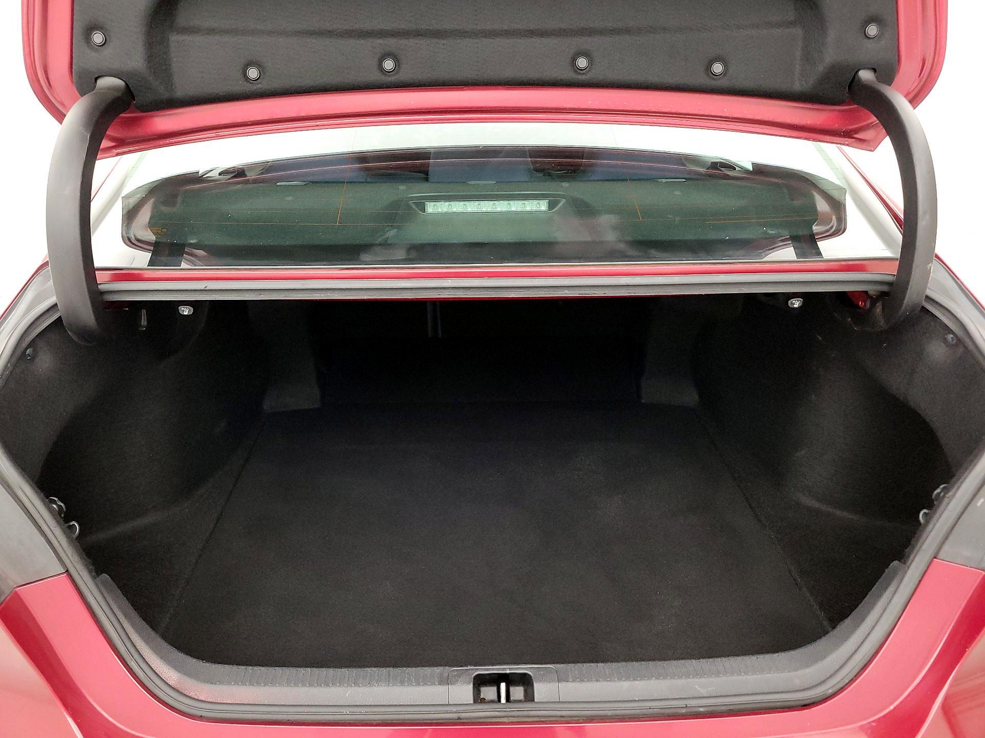 Thumbnail: 2018 Toyota Camry - 20