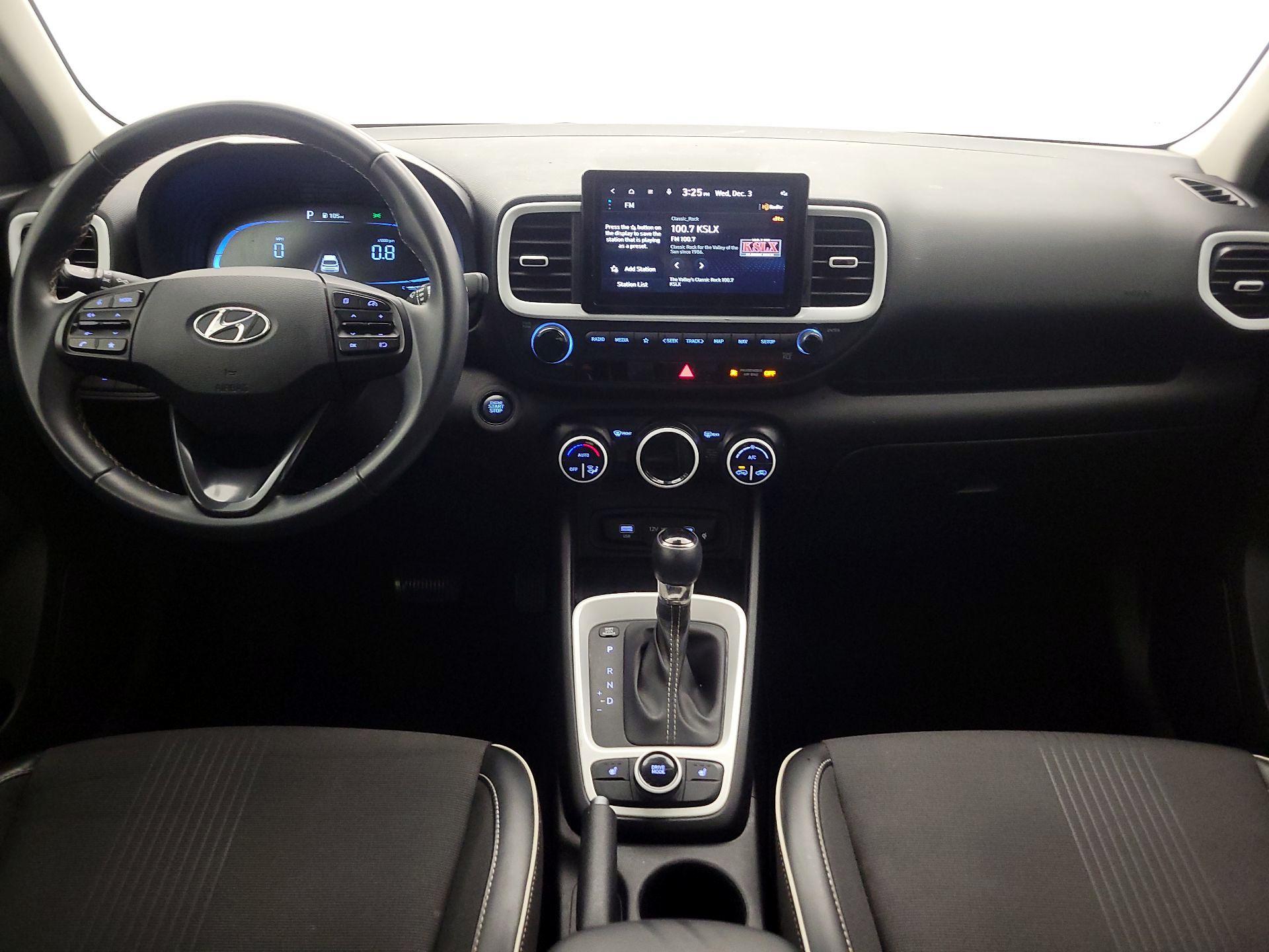 Thumbnail: 2023 Hyundai Venue - 9