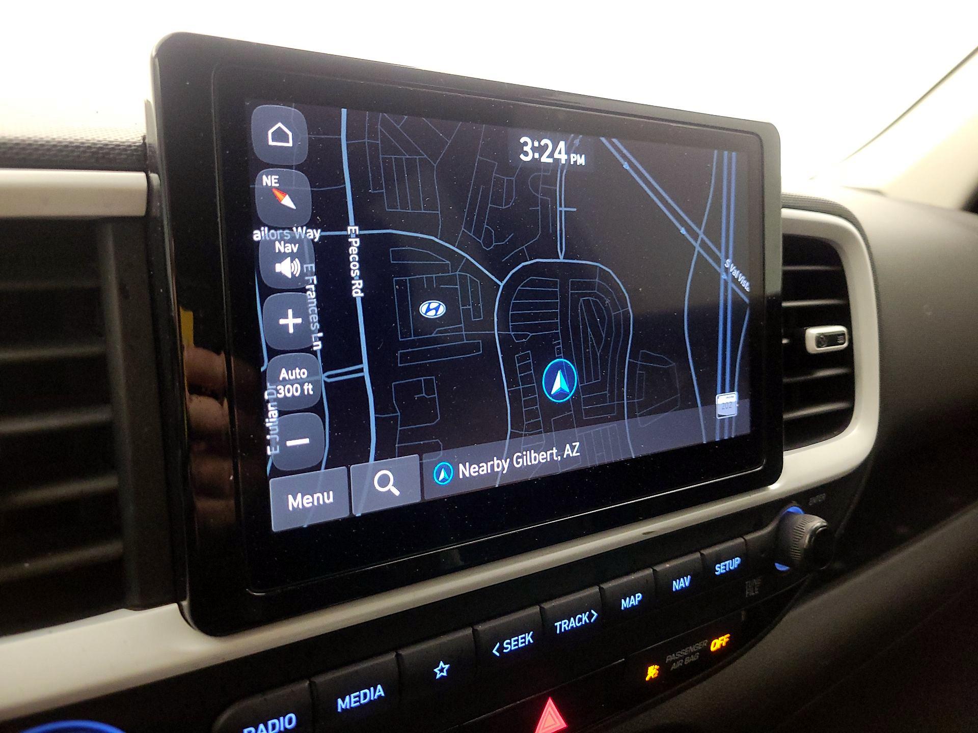 Thumbnail: 2023 Hyundai Venue - 14