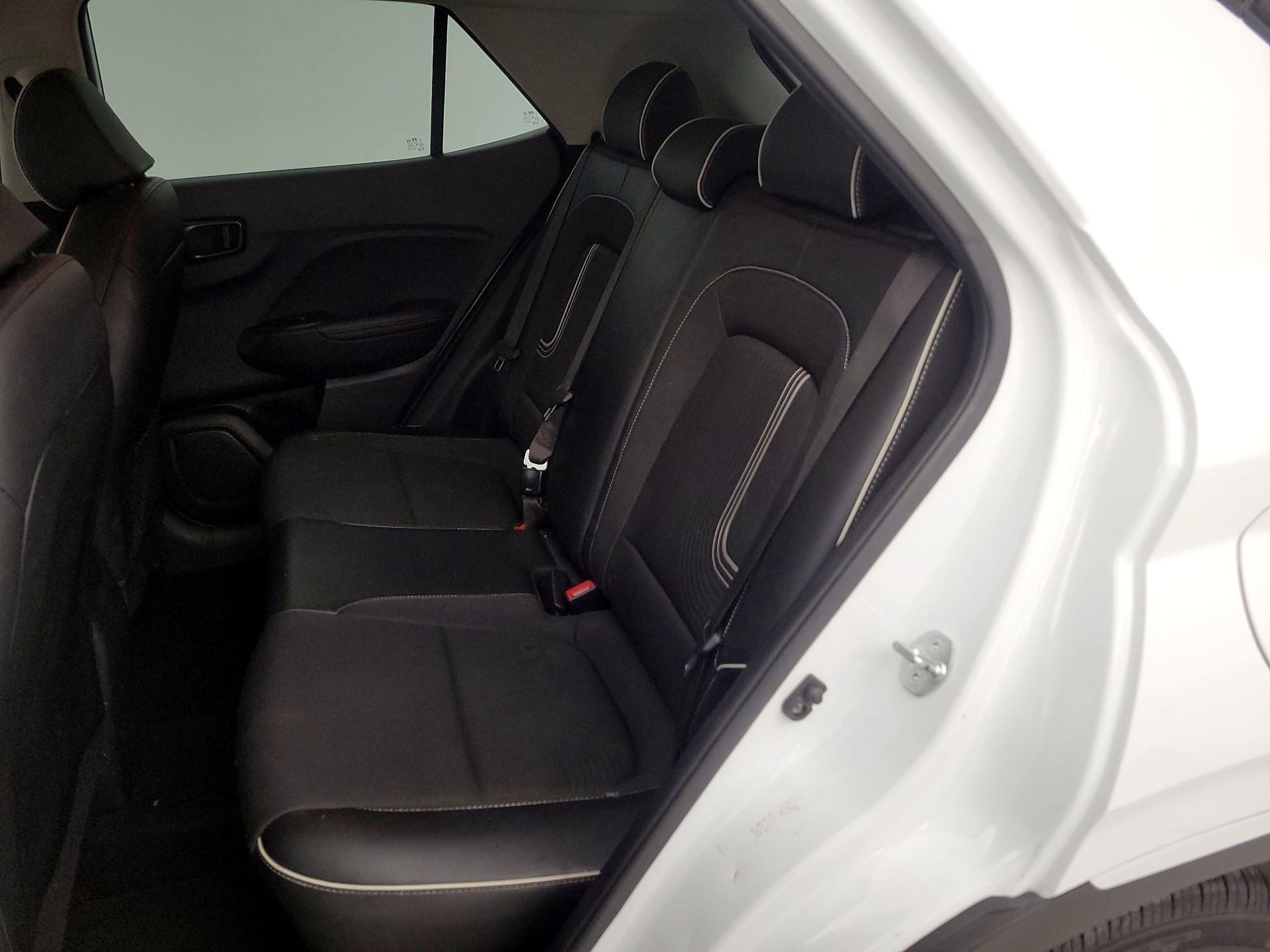 Thumbnail: 2023 Hyundai Venue - 20