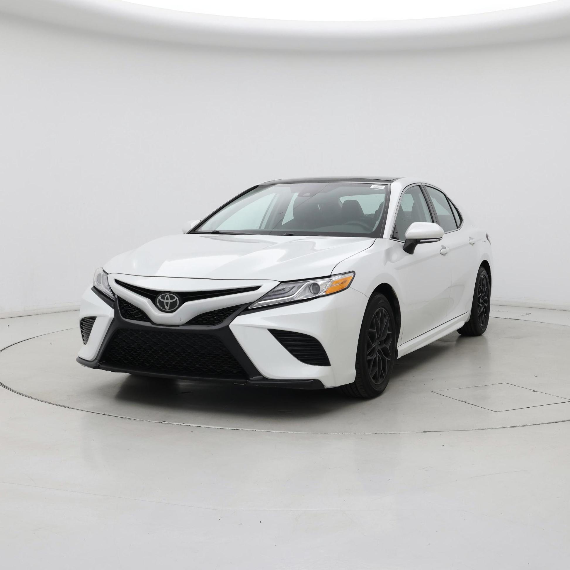 Thumbnail: 2020 Toyota Camry - 4