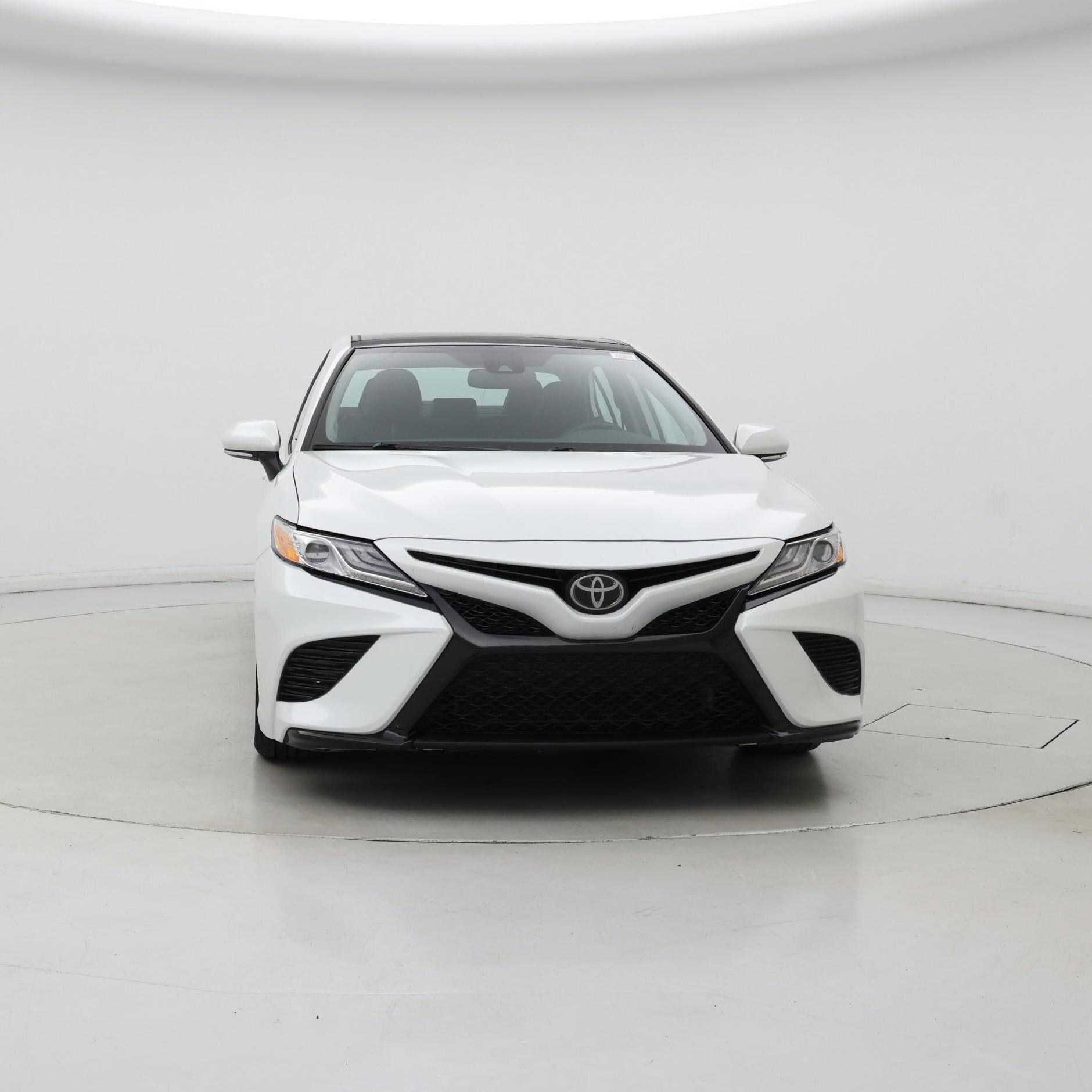 Thumbnail: 2020 Toyota Camry - 5