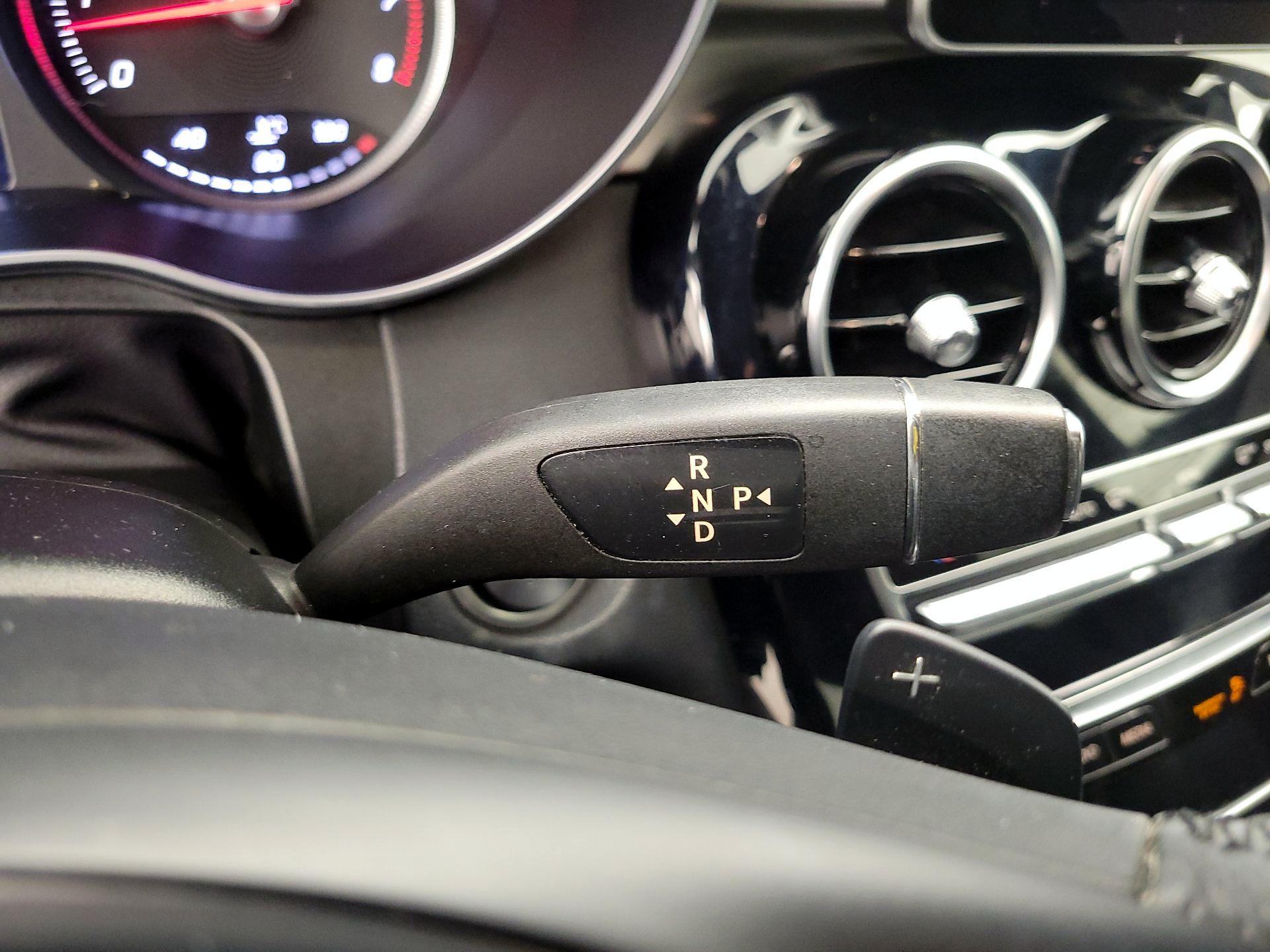 Thumbnail: 2017 Mercedes-Benz GLC - 17