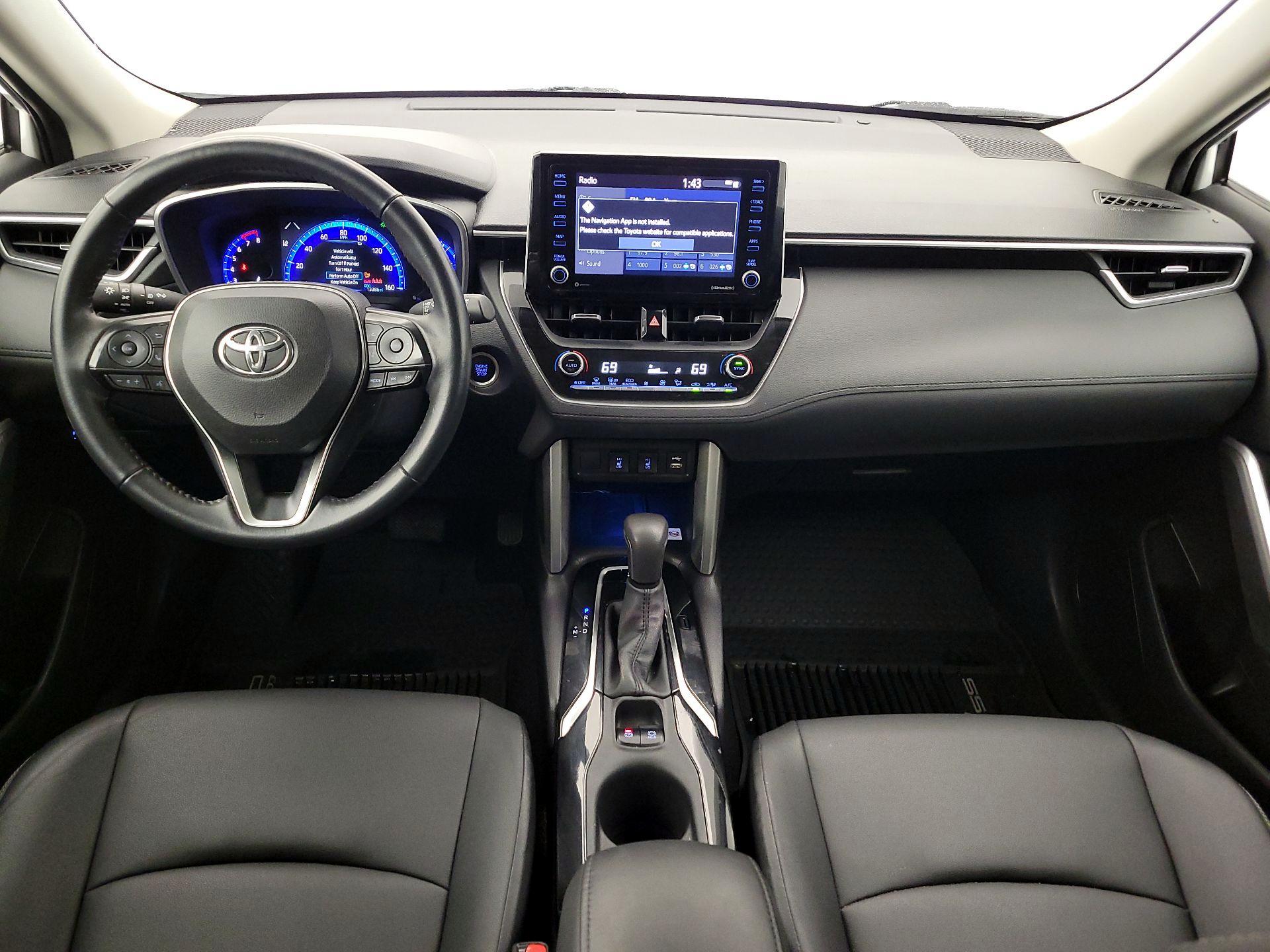 Thumbnail: 2022 Toyota Corolla Cross - 9