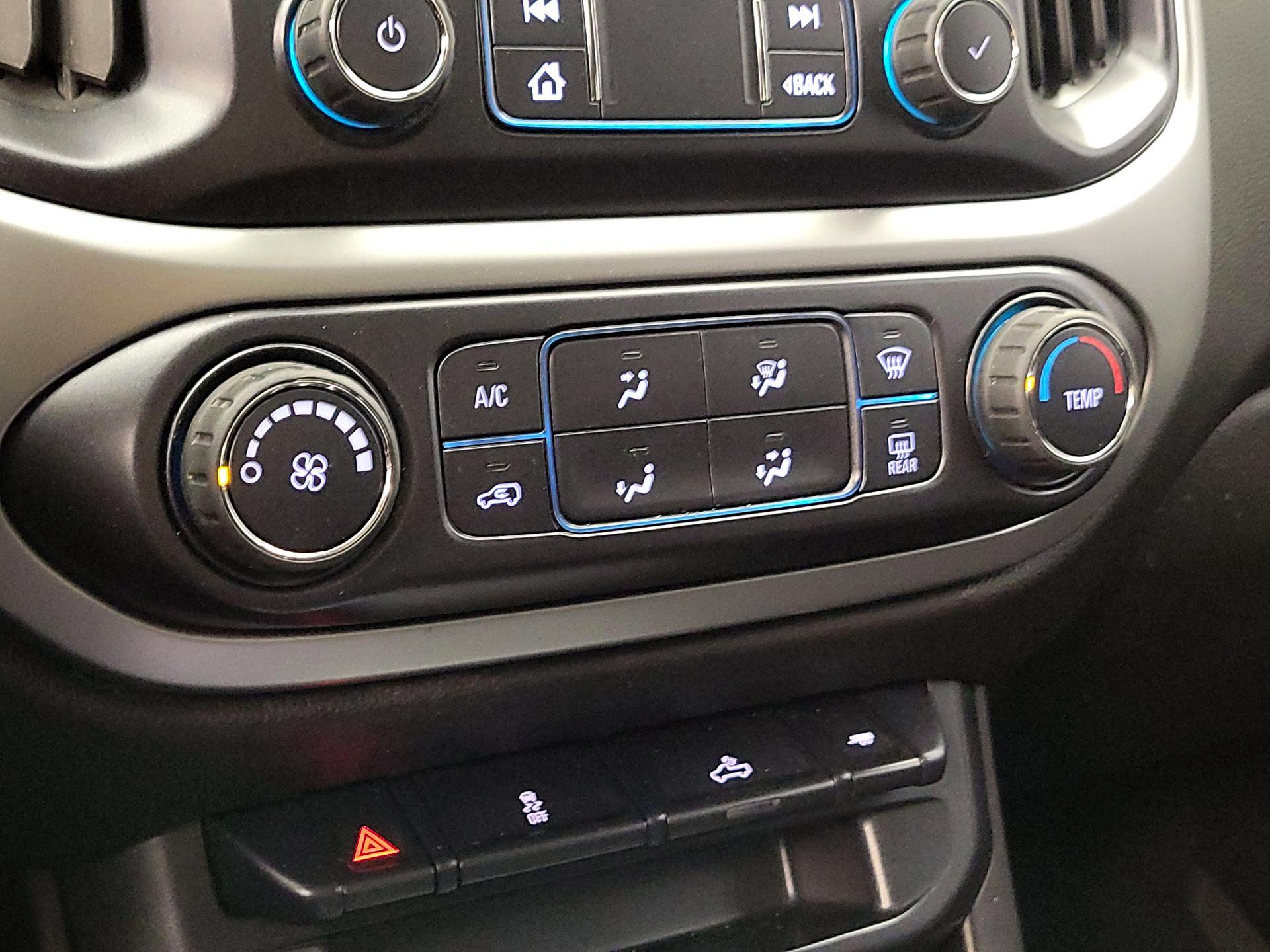 Thumbnail: 2019 Chevrolet Colorado - 16