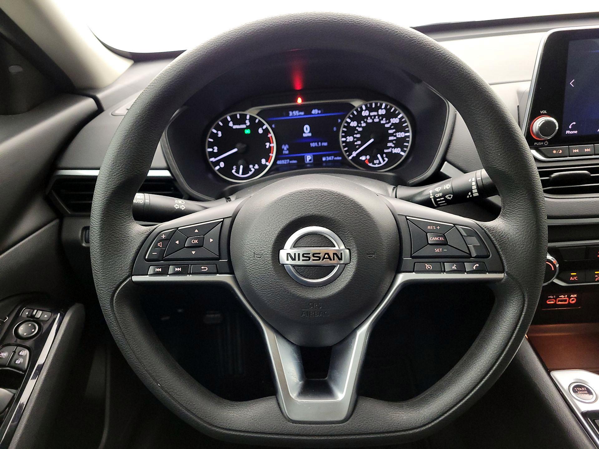 Thumbnail: 2021 Nissan Altima - 10