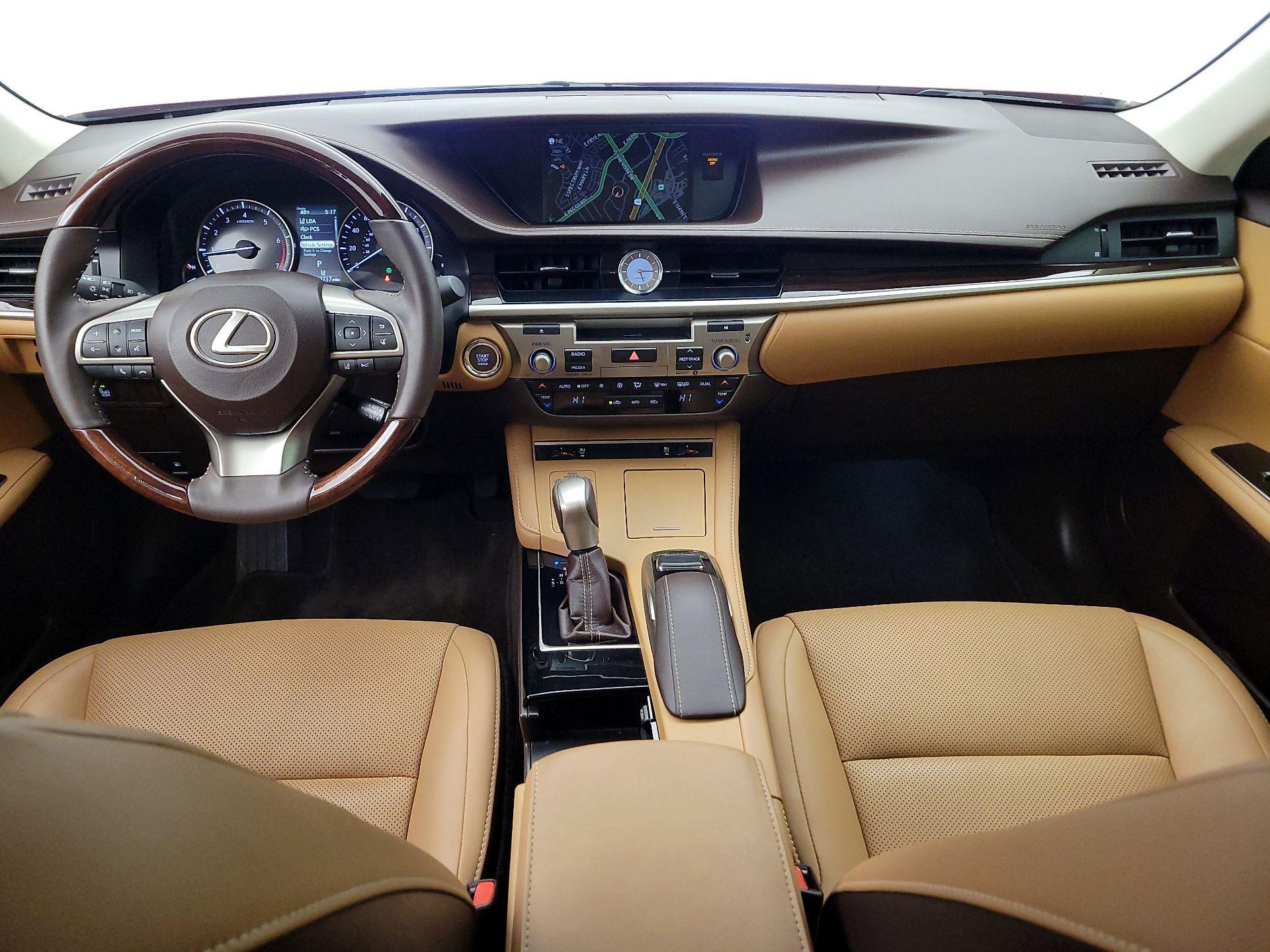 Thumbnail: 2018 Lexus ES - 9