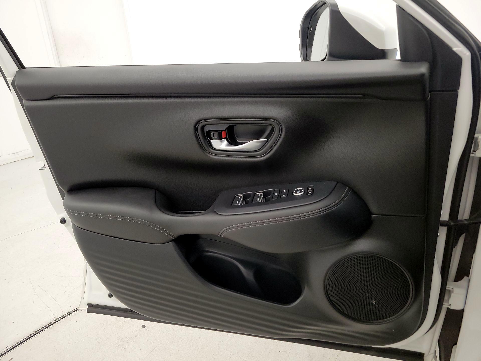 Thumbnail: 2024 Honda HR-V - 12